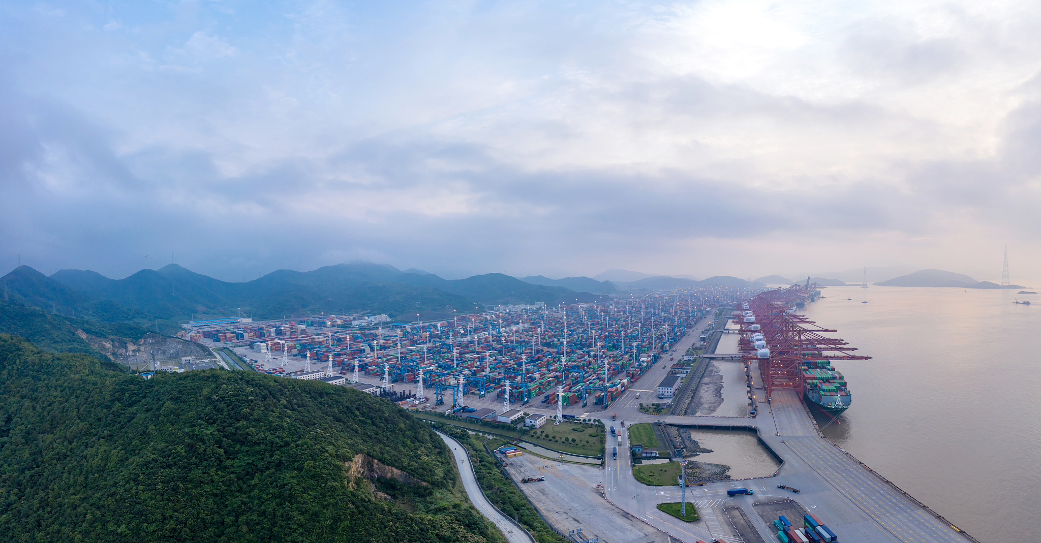 large port ship in asia