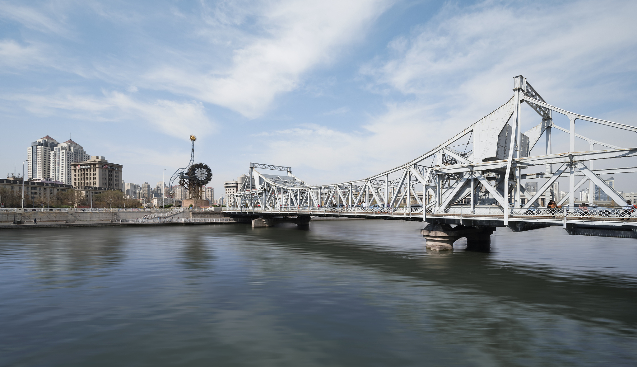 天津的海河之美800字