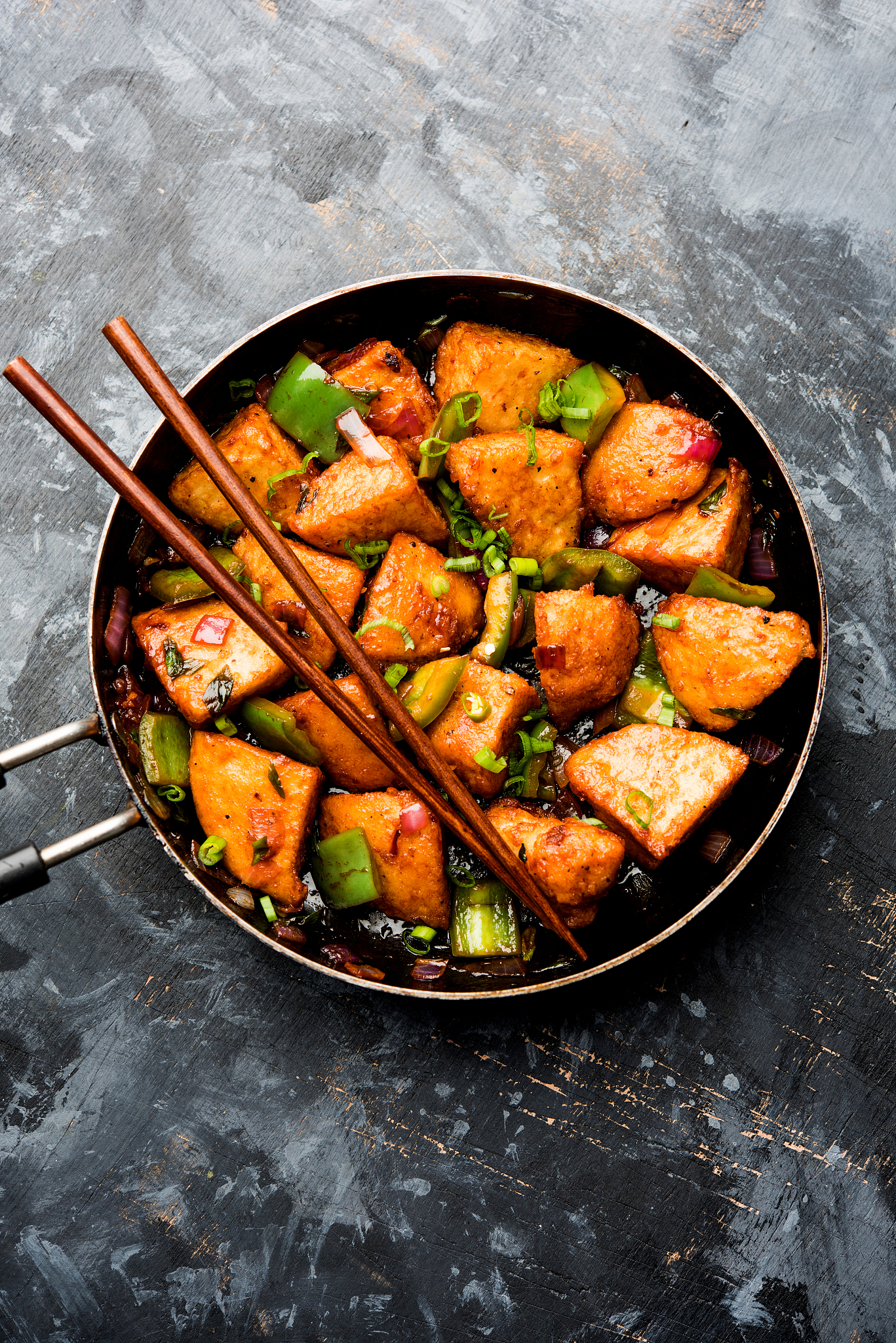 schezwan idli or manchurian idly, tasty indo-chinese recipe. sel