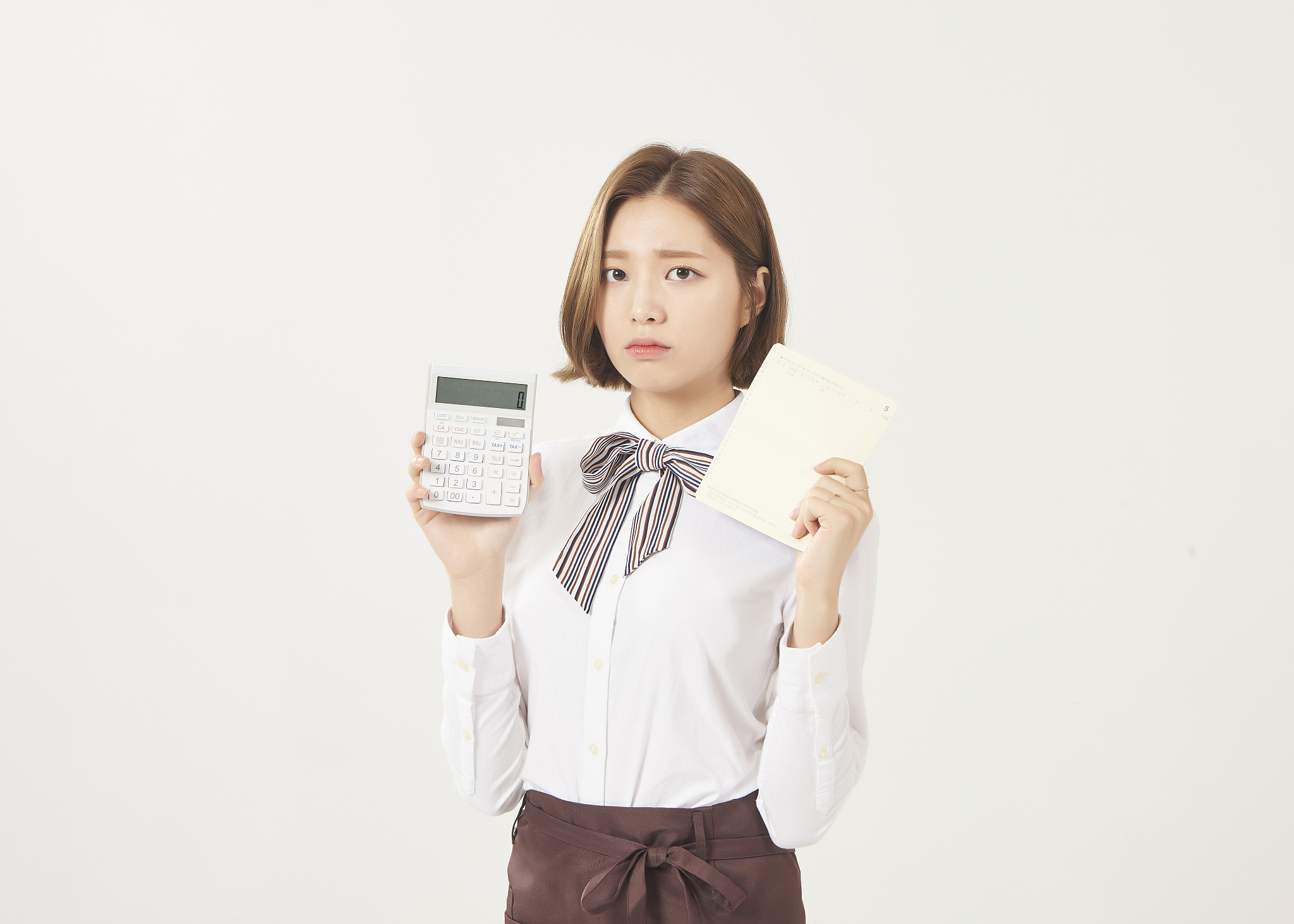 female college student wearing part-time job uniform holding ban