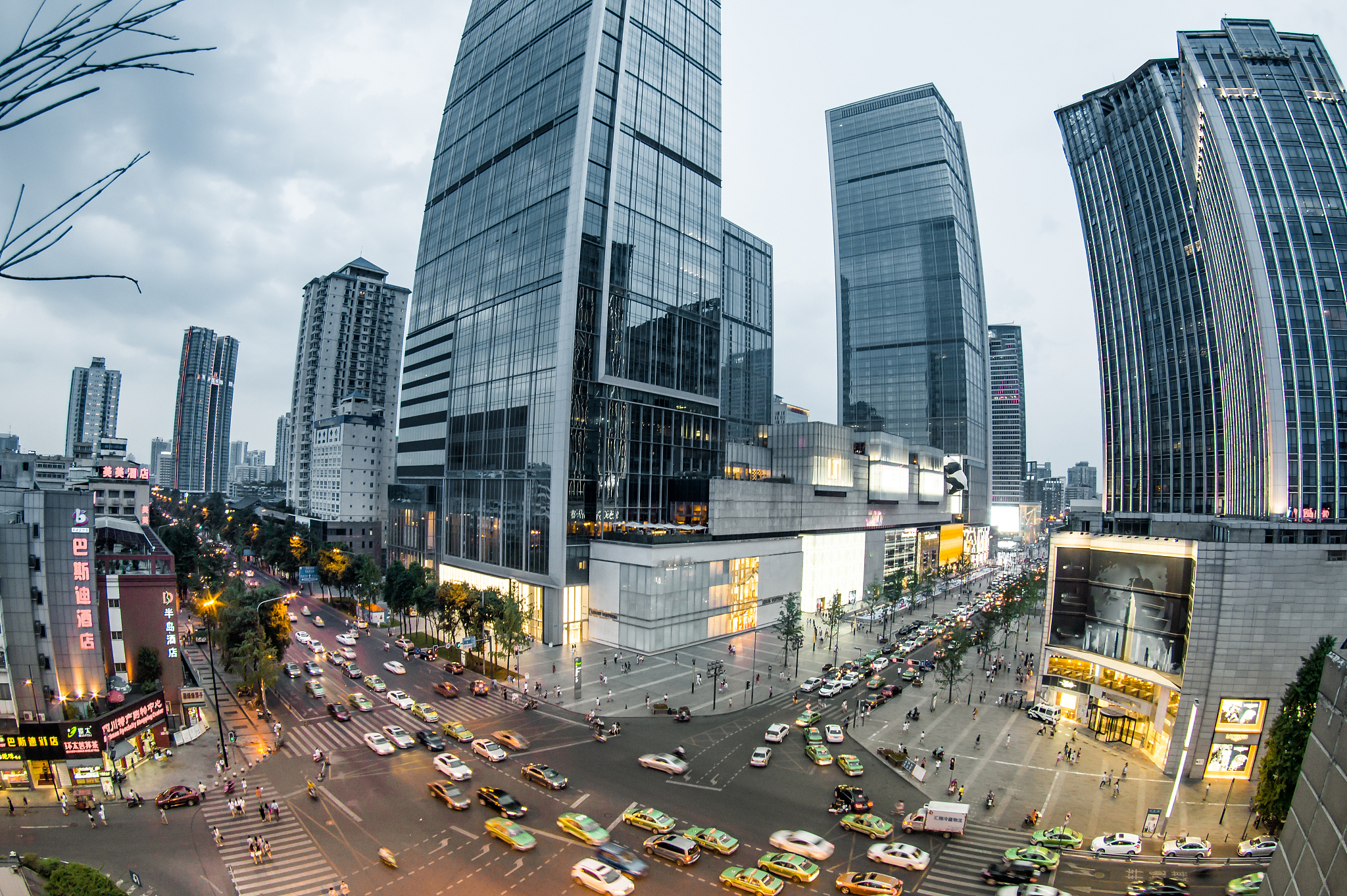 成都市建筑职业中专校招生办电话多少