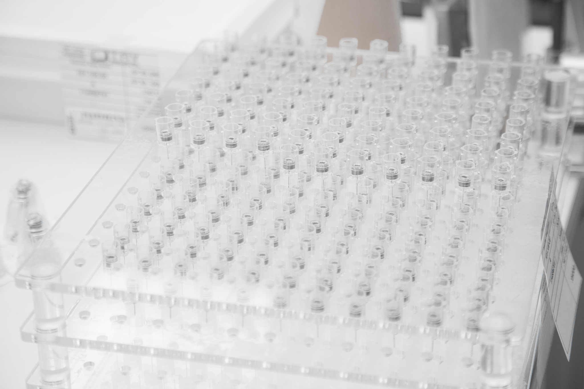 薄层色谱法中常用的薄层板类型