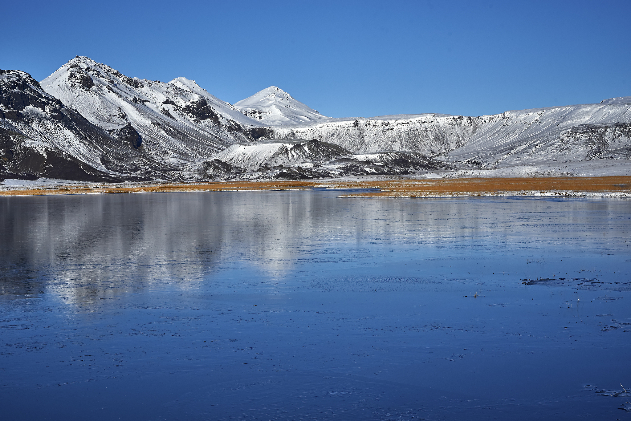 jokulsarlon lagoon, beautiful cold landscape picture of icelandi