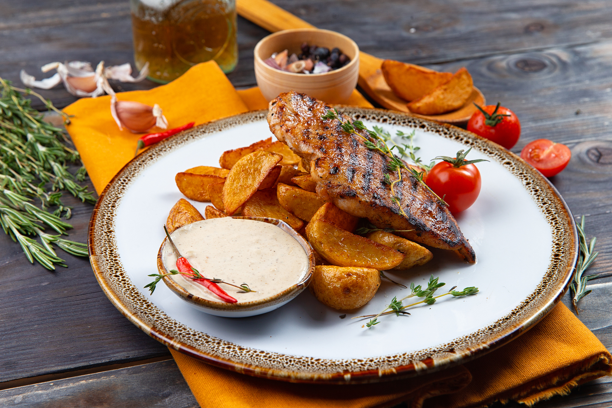 小明考了100分，爸爸点牛排的搞笑故事