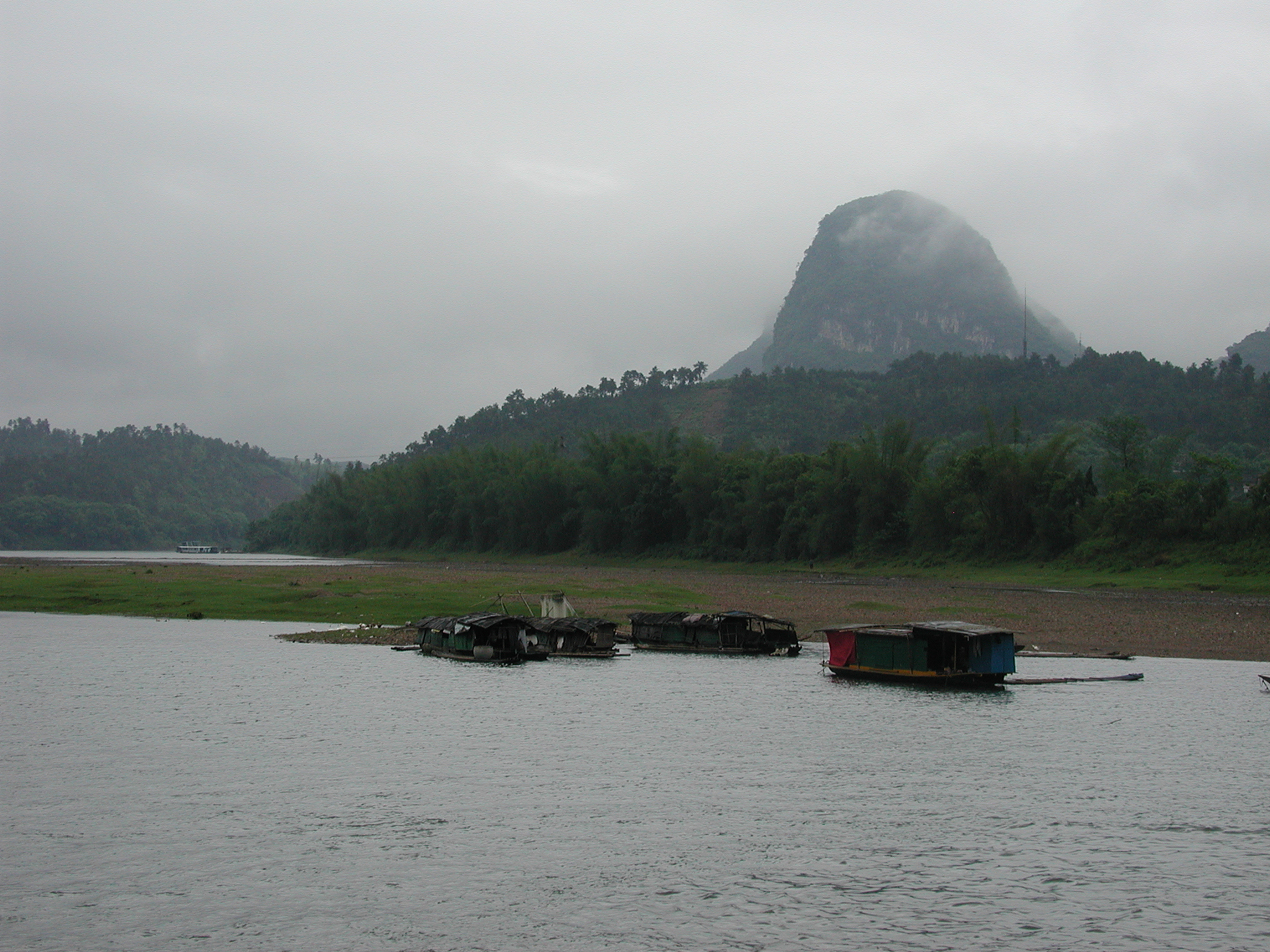 鹿寨古诗：探秘广西壮族自治区柳城县古寨之美