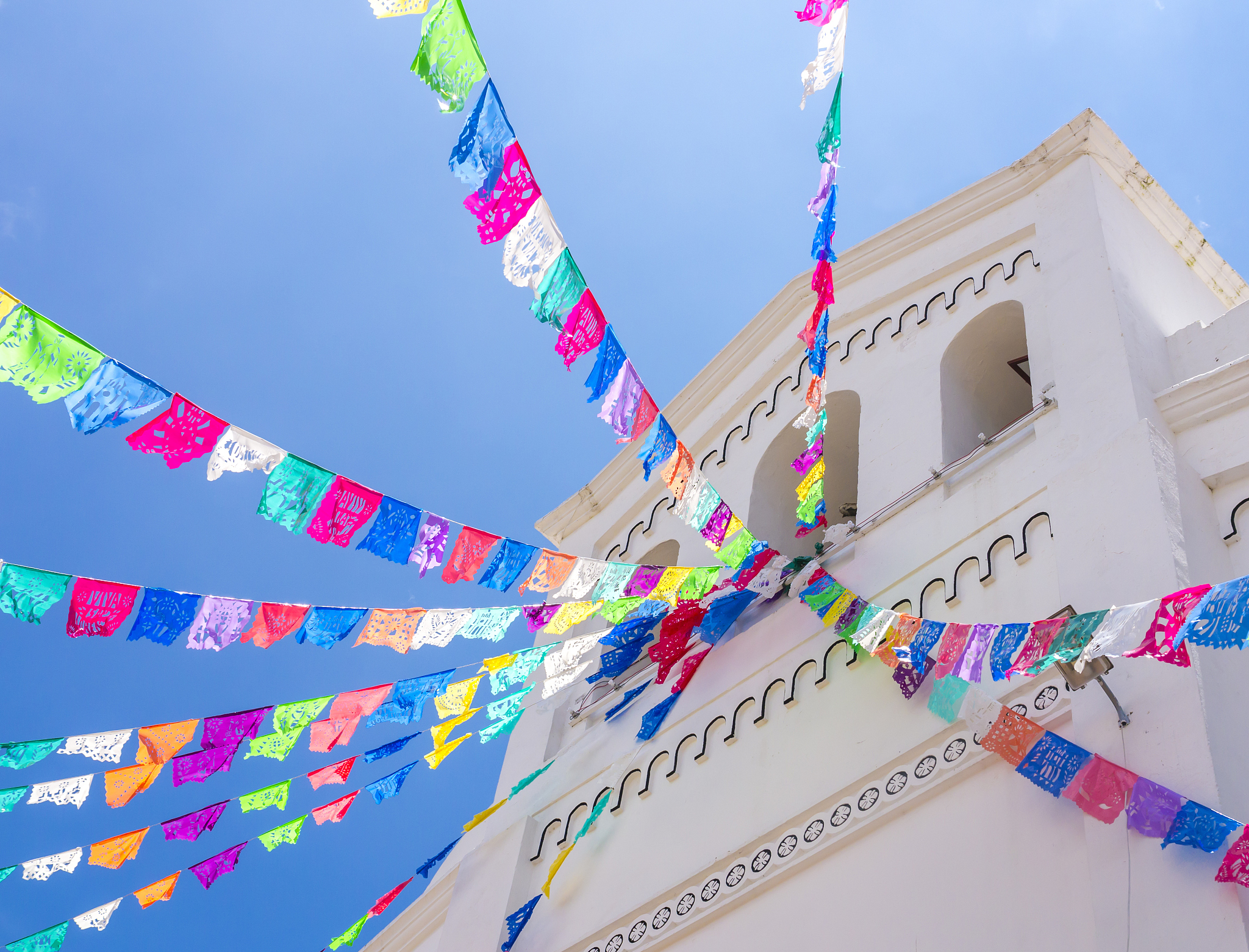 反映了强势文化入侵对本土文化的影响的摄影集有哪些要求中文的图书反应的不一定是中国的问题