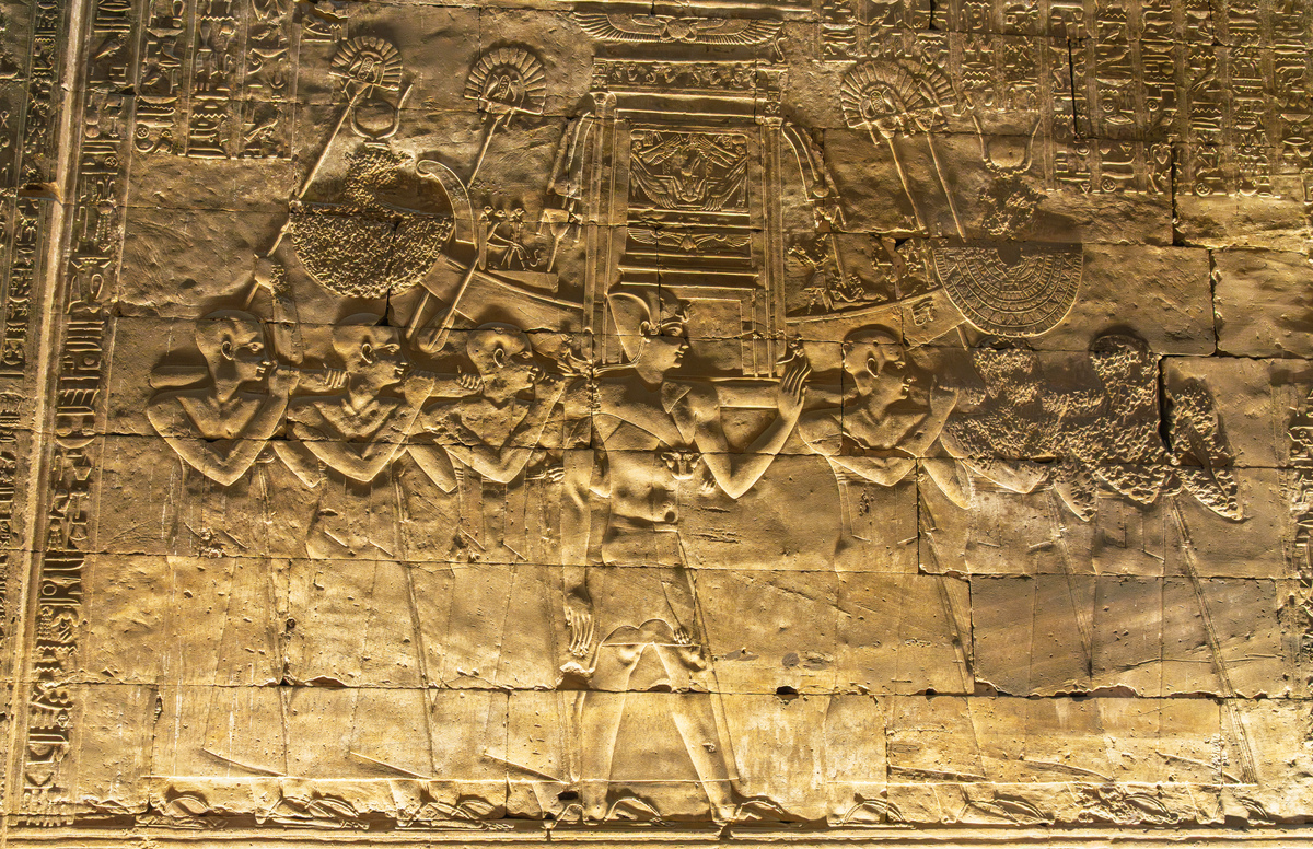 Egyptian Cultural Studies English versionStudy on Egyptian Religion A multitude of antiquities decorated the ancient Egypt resplendence and splendor to which the religion contributed hugely Religion i