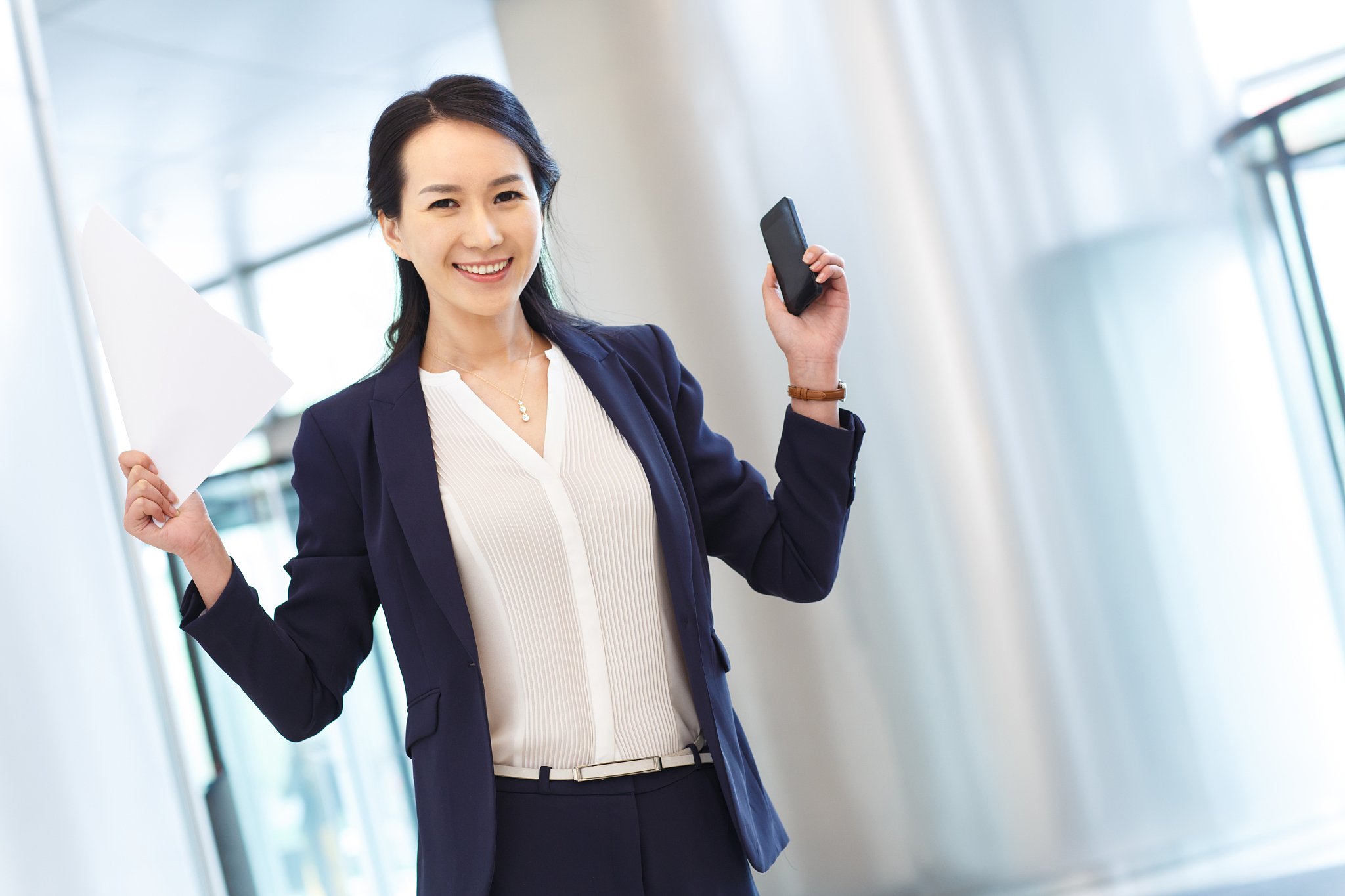 如何利用女性优势获得成功？