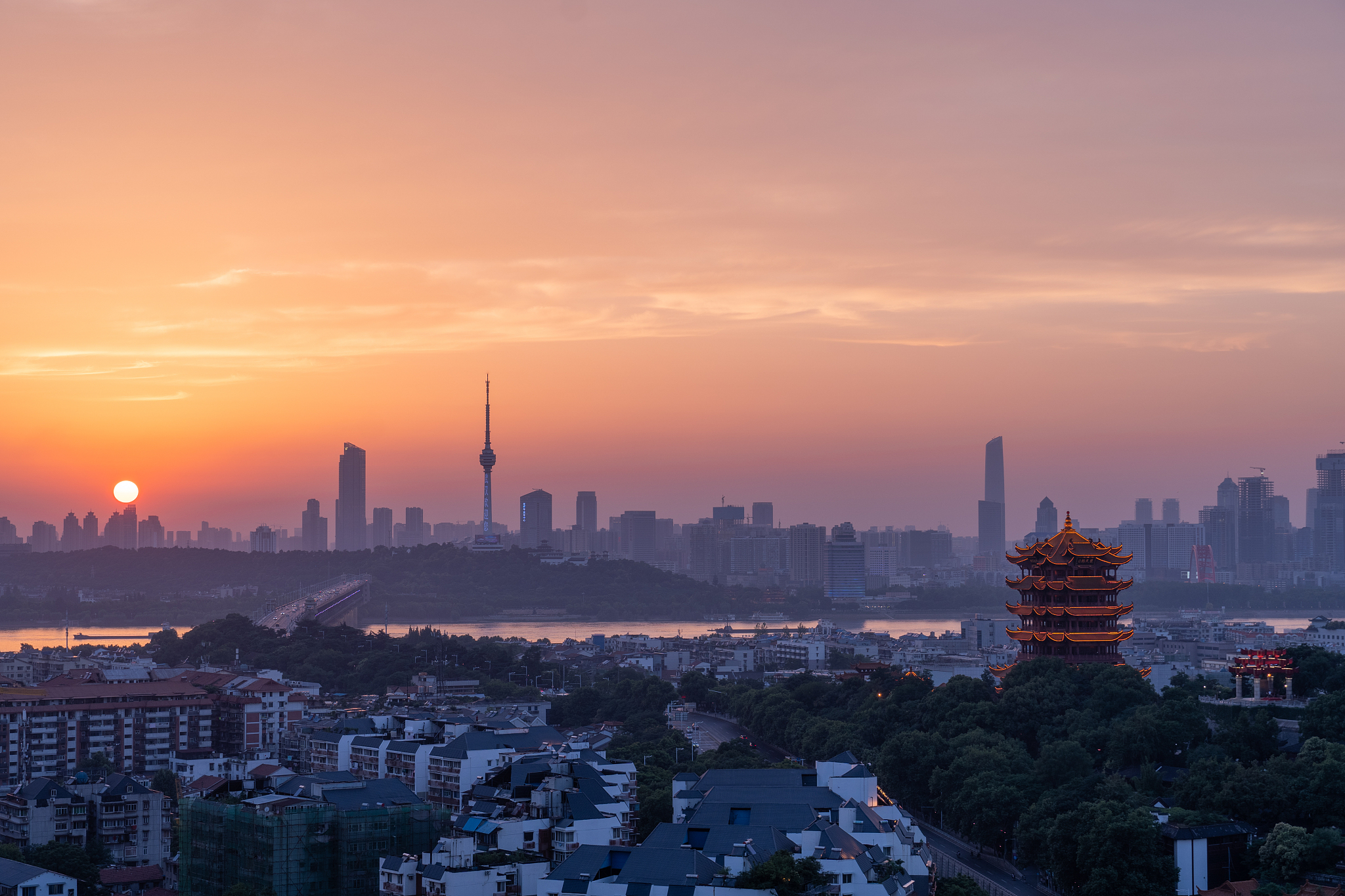 武汉城市地标建筑日落风光