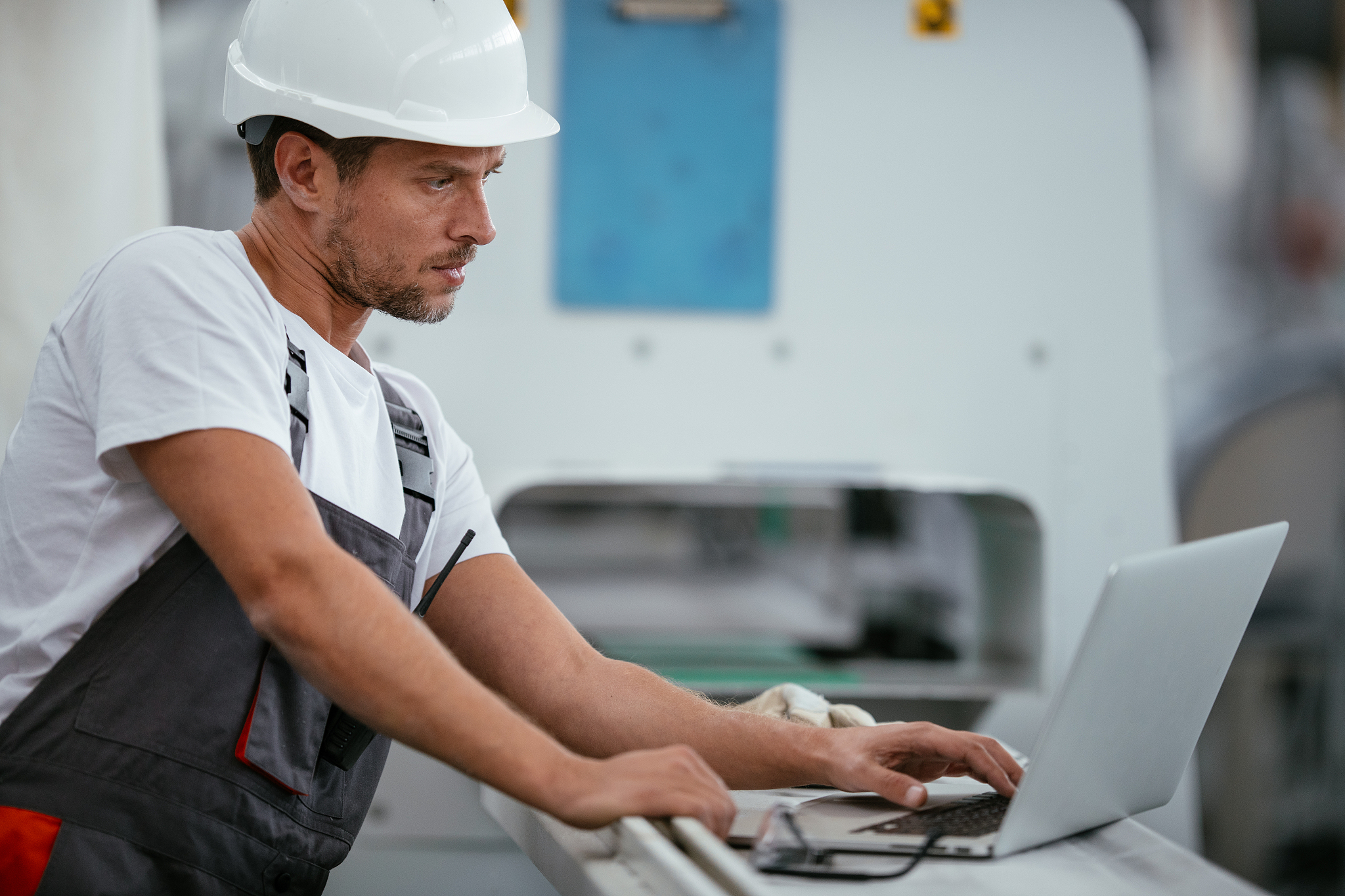 东光职教中心2021年招生专业：机械、计算机、电子信息、建筑工程