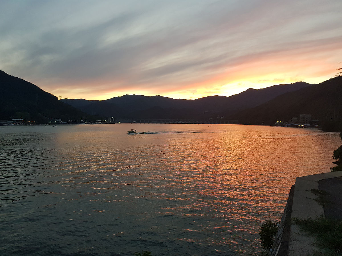 梦见怀孕请用周公解梦帮我解读一下