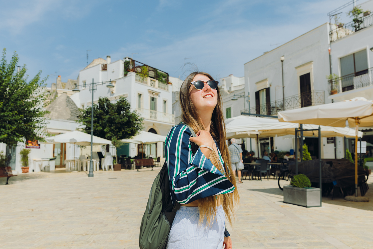 10个旅行者视角：用陌生化语言感受世界奇妙