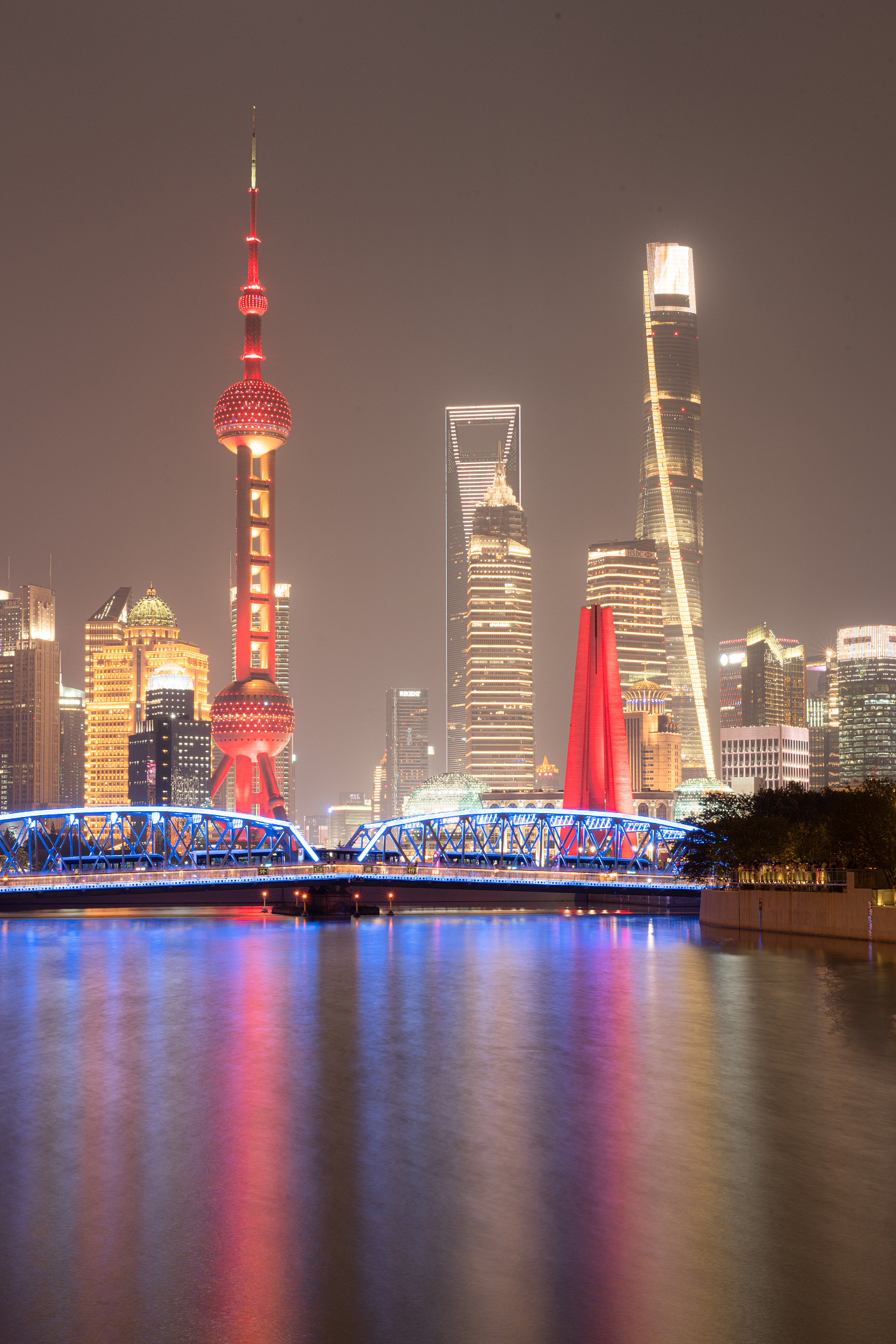 上海旅游攻略：景点、美食、交通、文化全方位指南