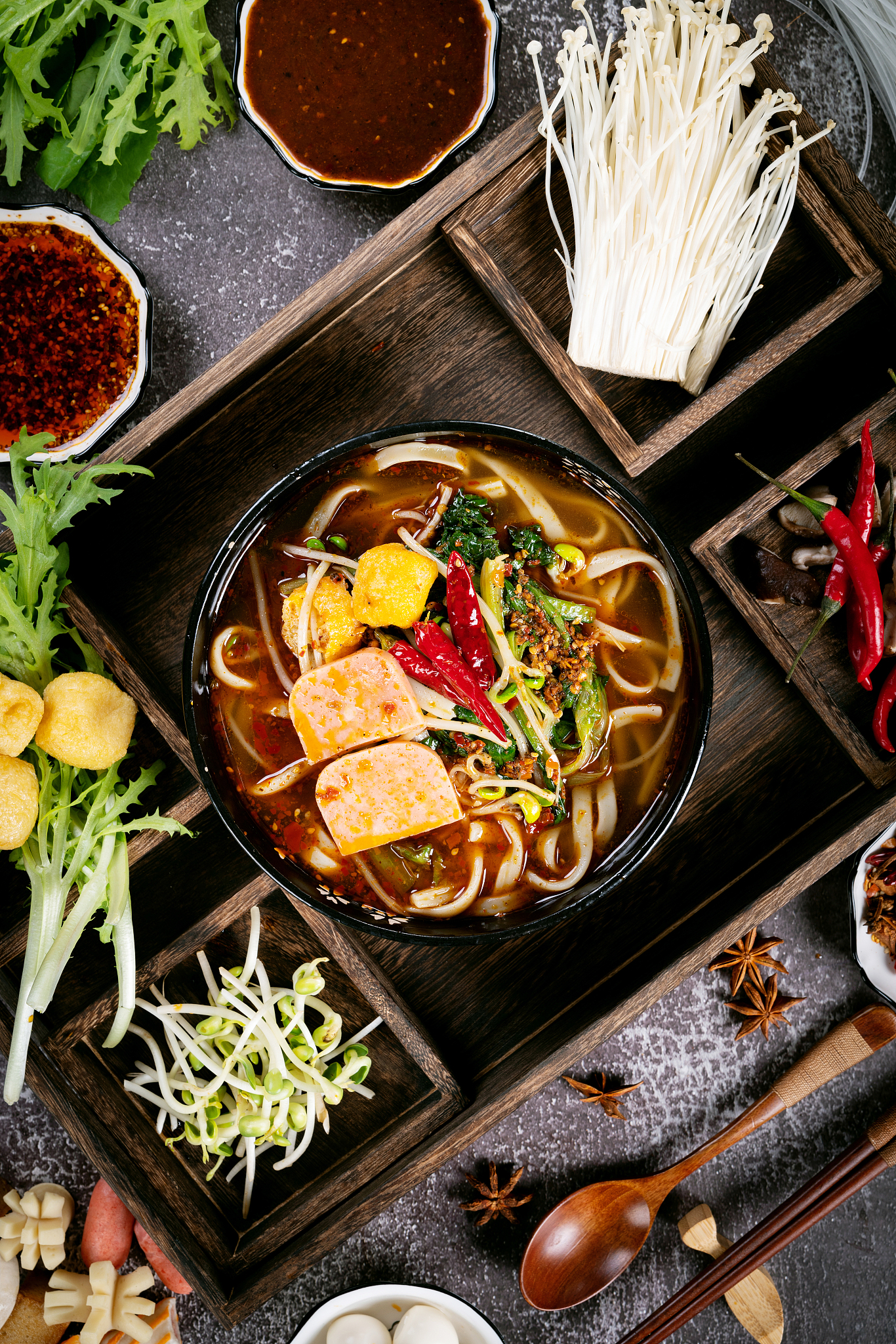 以【加盟冒菜哪家好吃】为题写一篇500字文章其实包含帽牌货冒菜三顾冒菜蜀一蜀二冒菜然后用平等的看法去分析哪个冒菜好吃