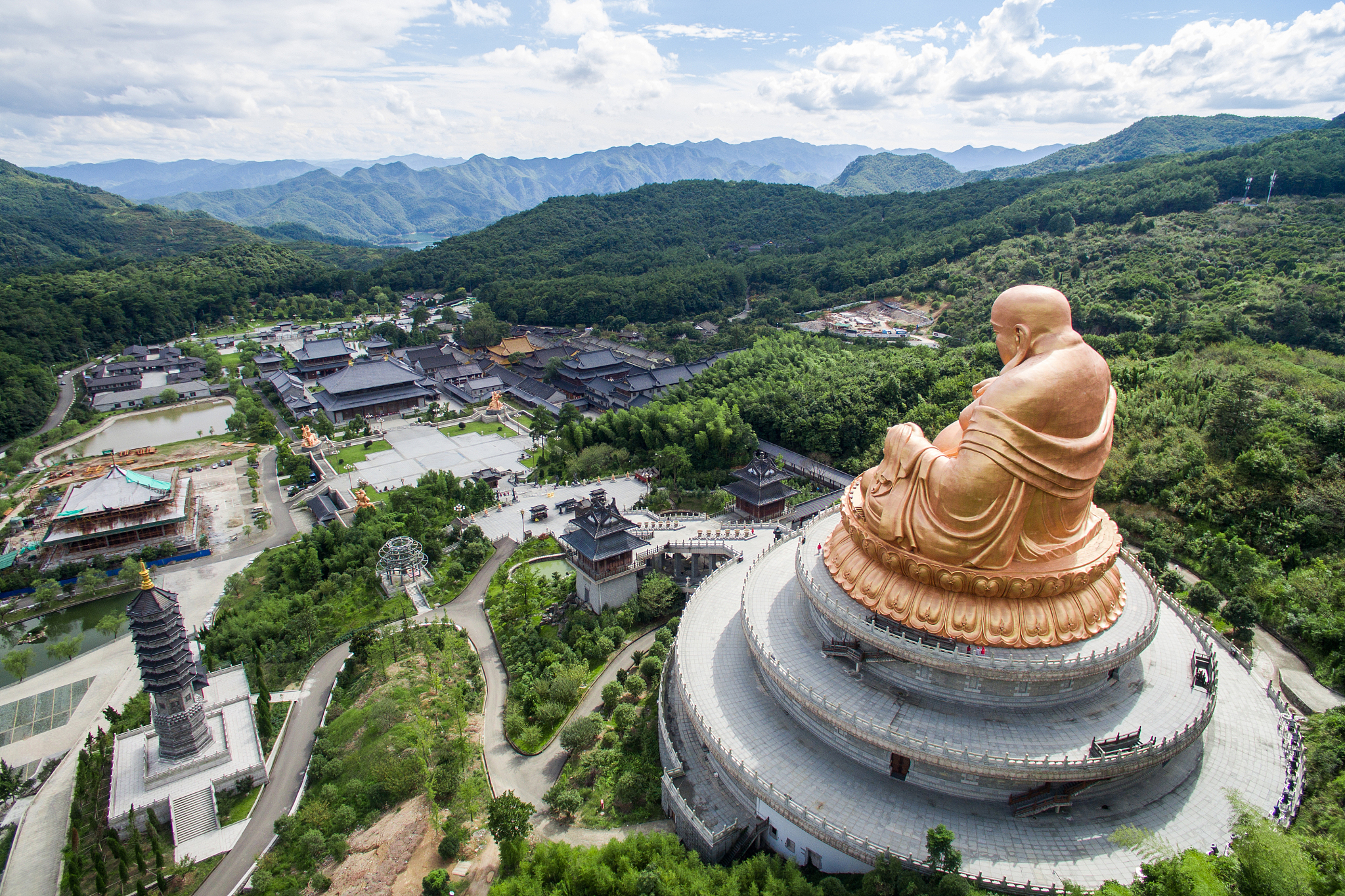 宁波热门景点推荐：历史文化、自然风光、宗教文化一网打尽