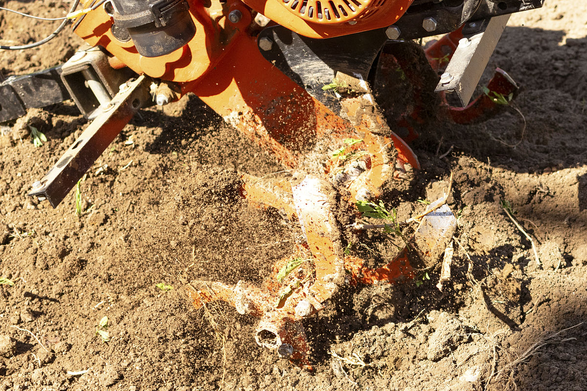 河南机电学校的农业机械使用与维护三年制就业前景如何