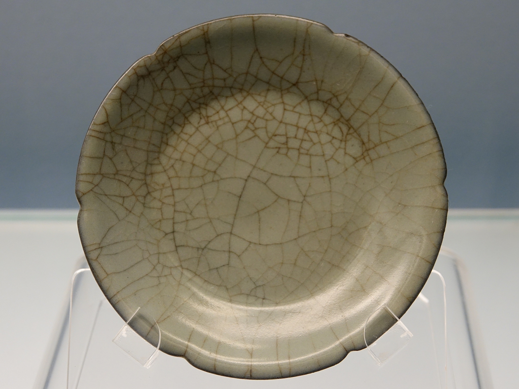 哥窑：中国陶瓷史上的瑰宝 - 历史、工艺和代表作品