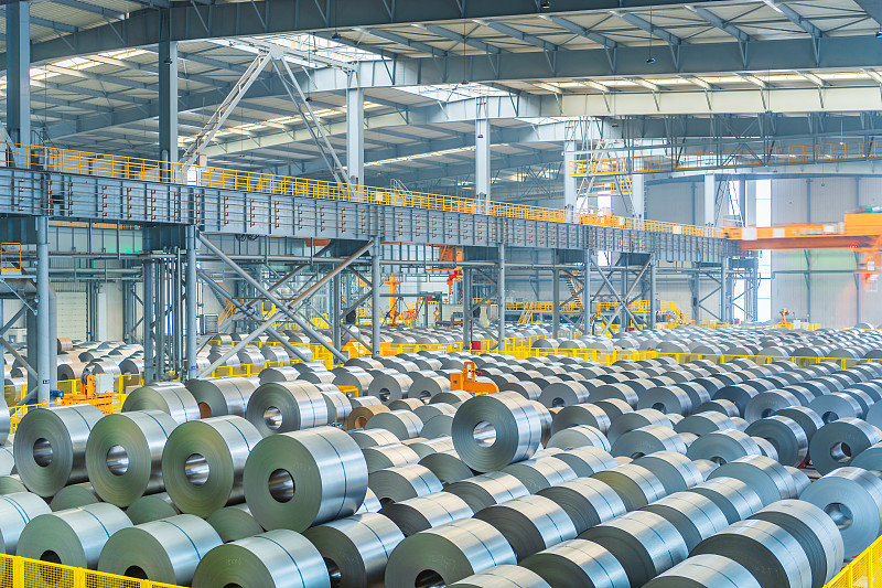 也就是说永亚铝业在广东省也不算是几线铝业那为什么在我们这边永亚铝业的铝价格和中亚的价格差不多的