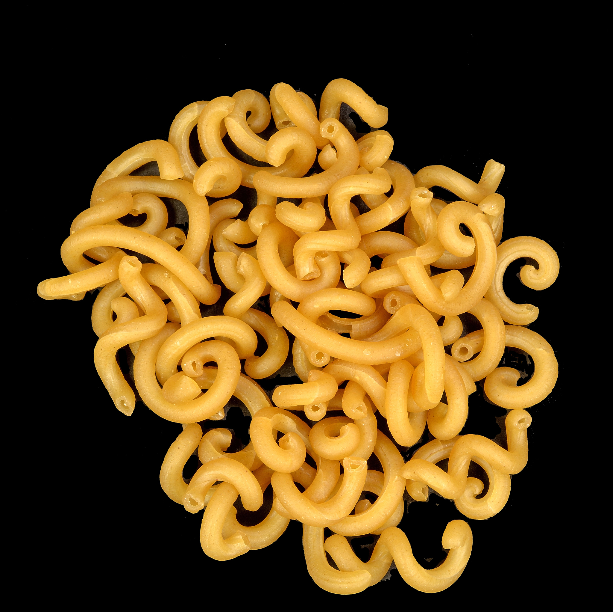 向外国朋友讲一讲四喜烤麸。包括菜的准备烹饪的步骤并且对菜肴的形状和说明等内涵进行分析