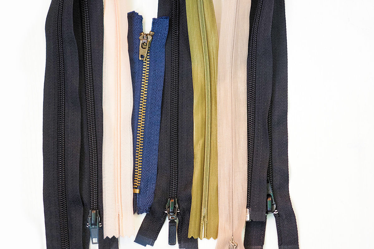 裤子右边门襟拉链怎么装＇裤子右边门襟拉链怎么装？