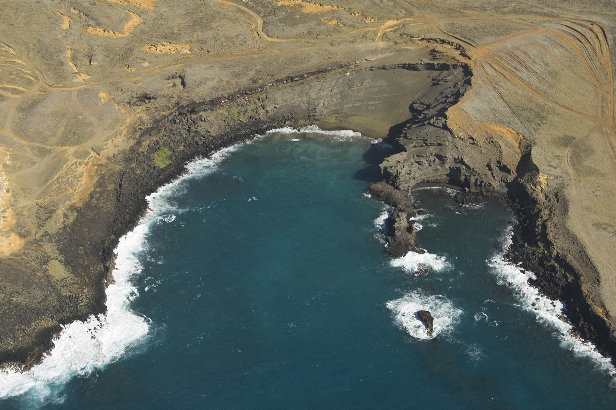 通顺语句：这种急剧的海平面上升趋势导致我国的沿海城市严重的侵蚀和淹没