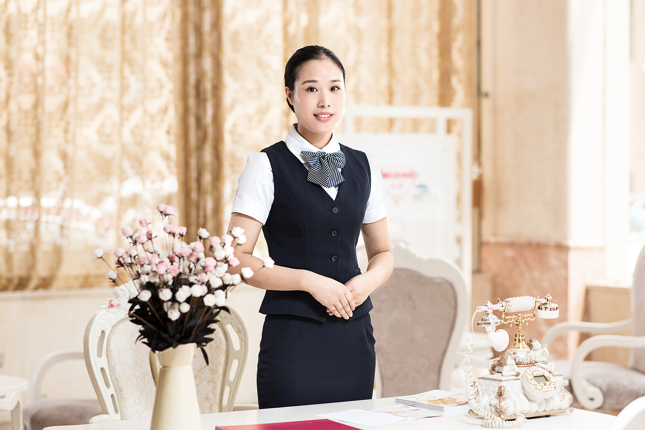 婚宴酒店人员安排：谁负责什么？