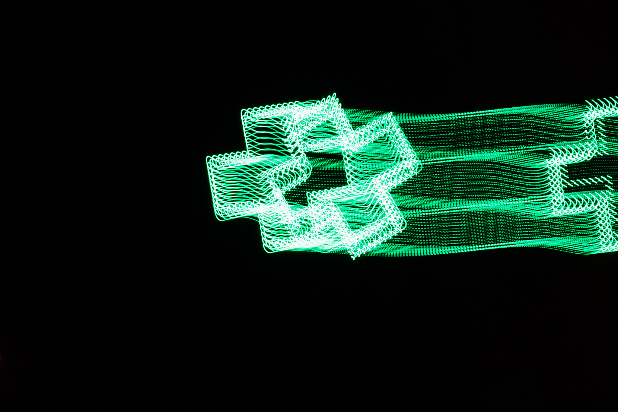 第一布里渊区：波矢k取值范围与晶体结构的关系