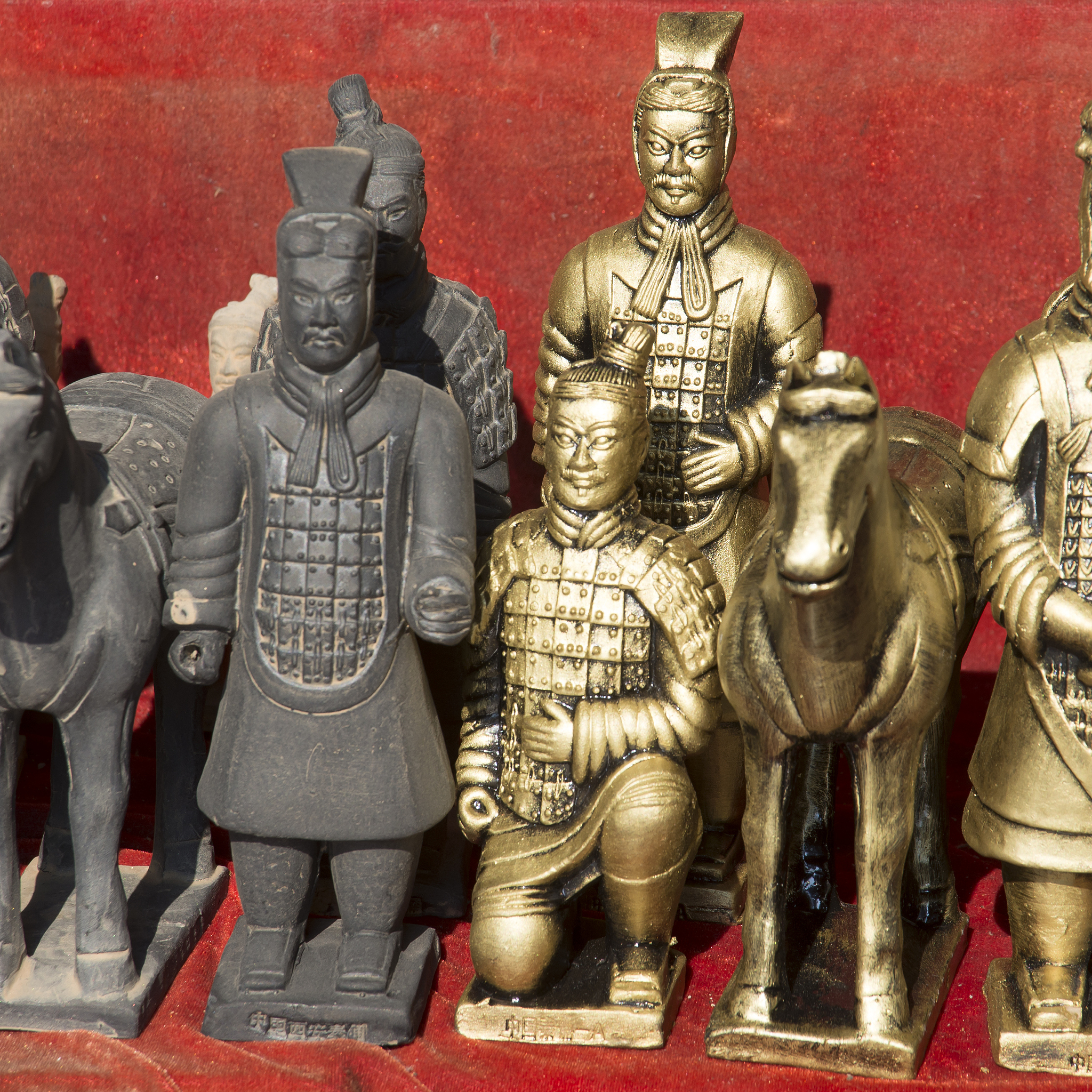 秦始皇真的死了吗？揭秘历史真相