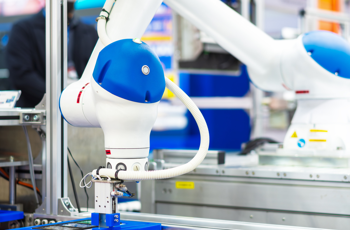 重庆九龙坡职业教育中心工业机器人应用技术专业:3+2五年制大专培养方案 重庆九龙坡职业教育中心工业机器人应用技术专业:3+2五年制大专培养方案