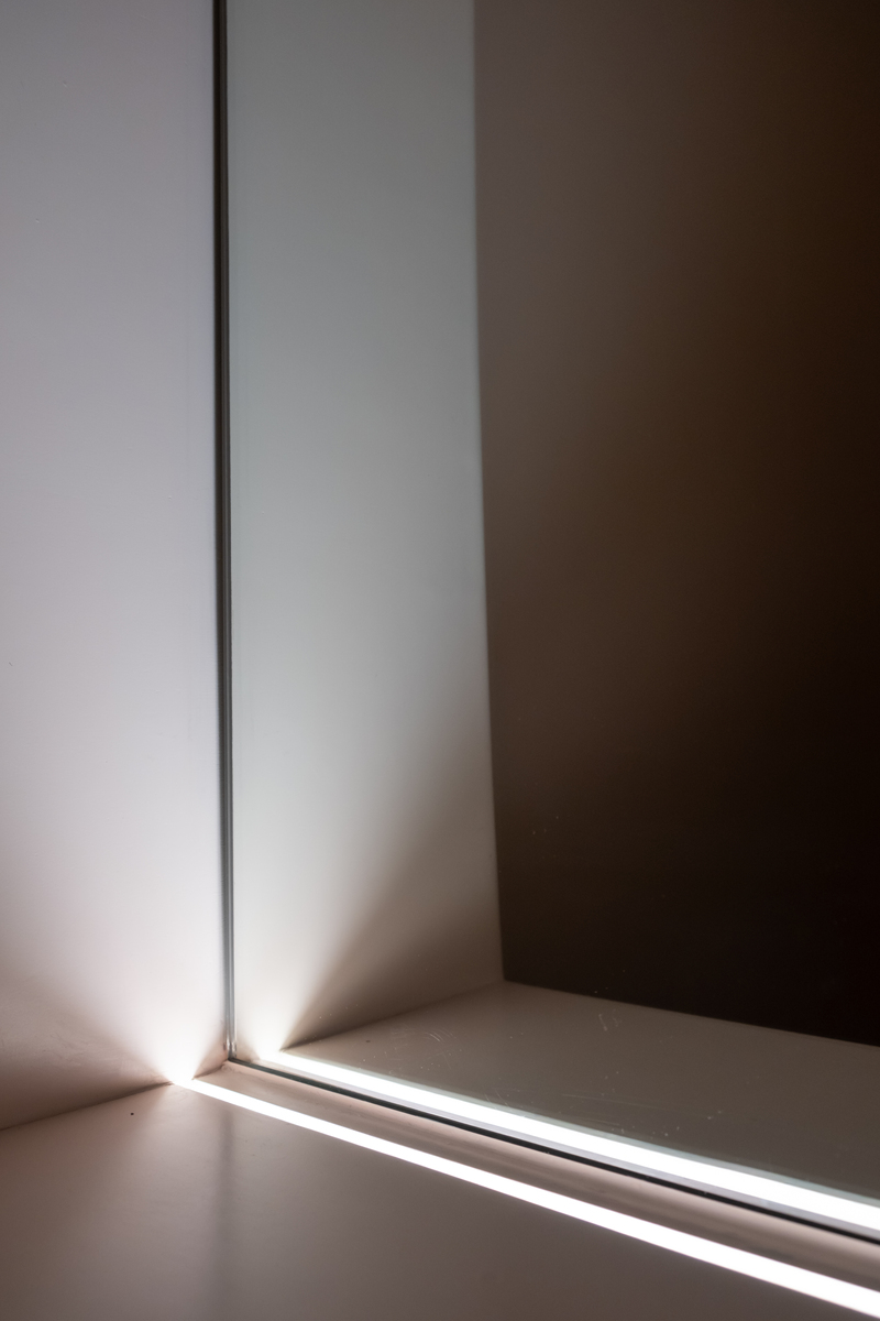 智能防爆应急灯定制：满足特殊需求的安全照明解决方案