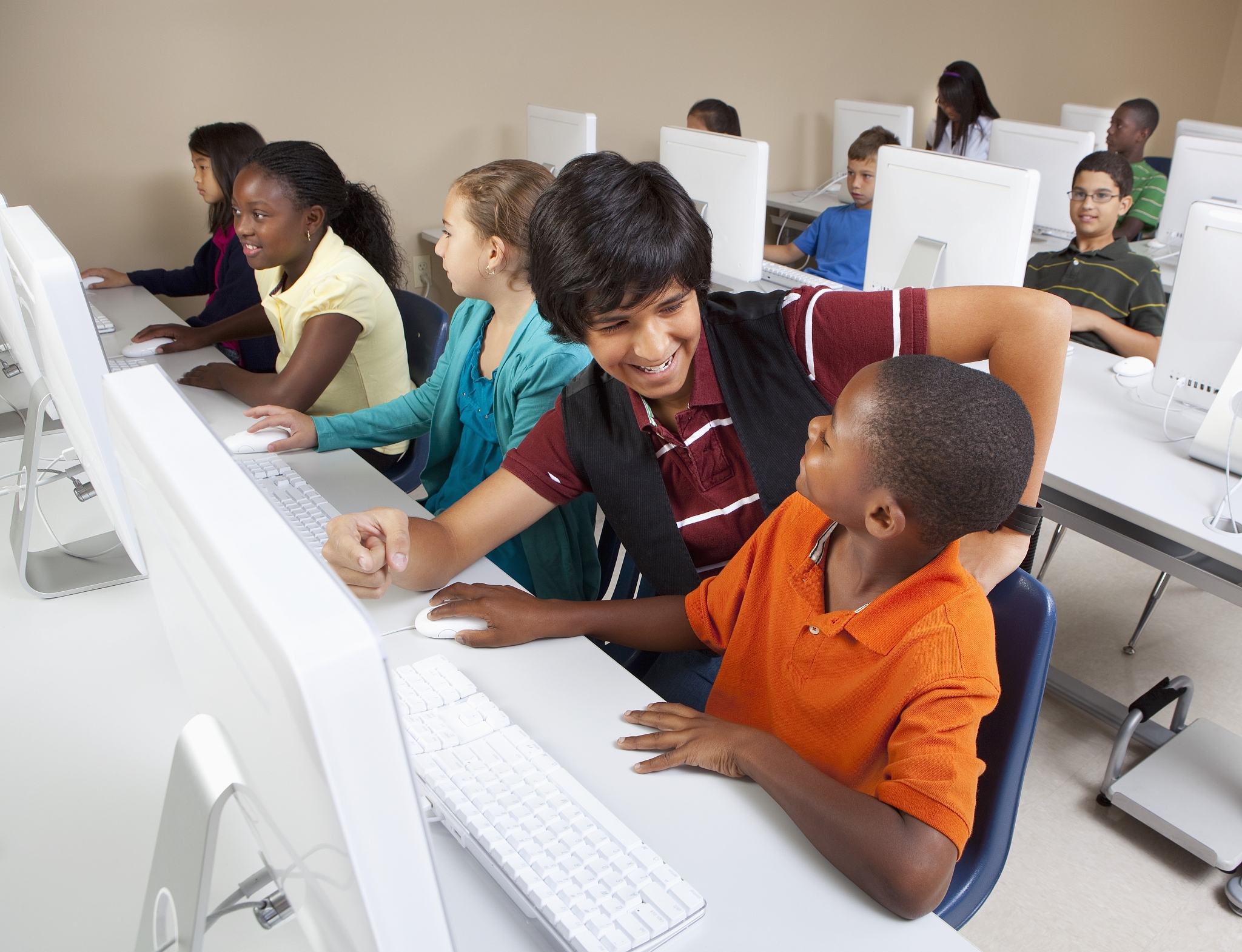 students in computer class