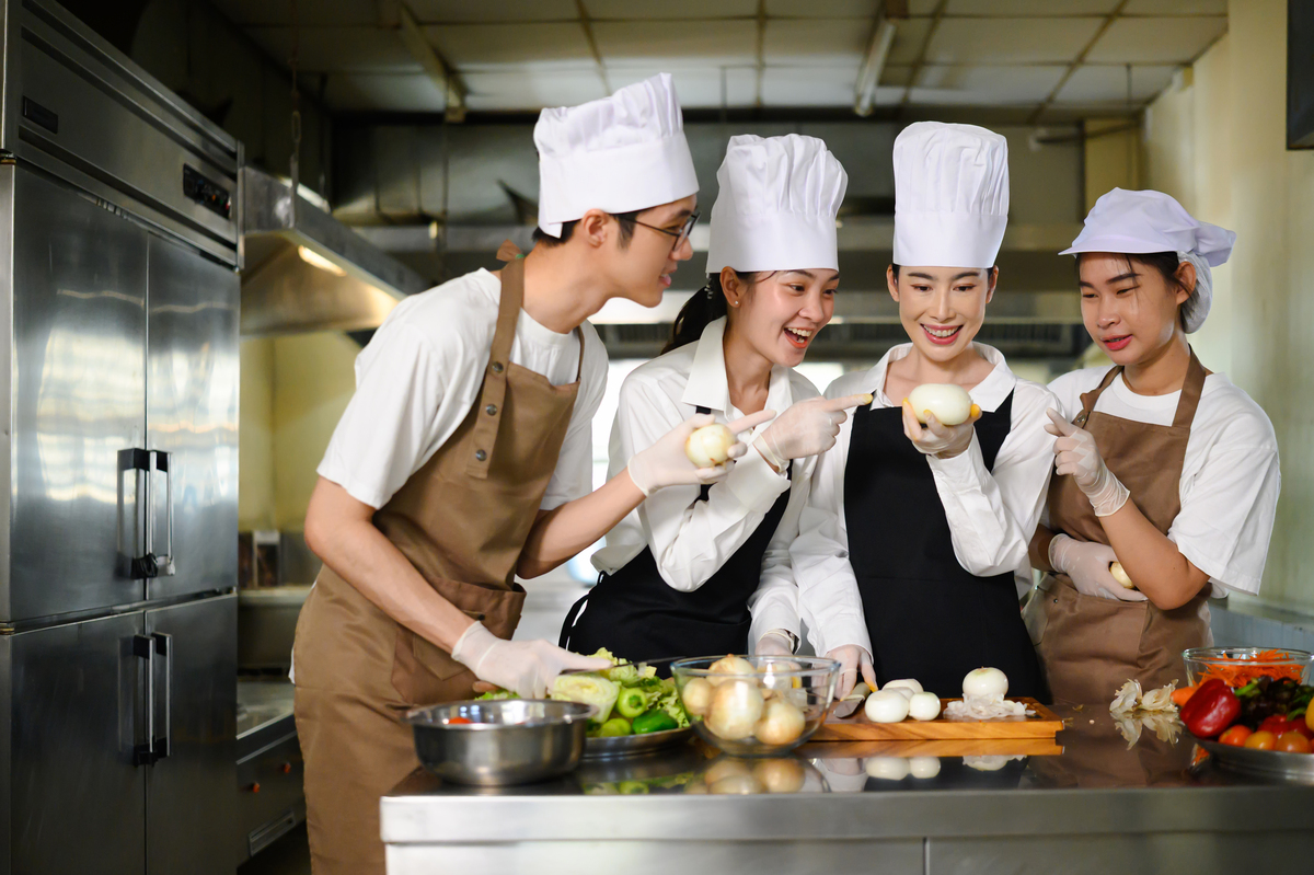 成都厨师学校：成为优秀厨师的必备素质