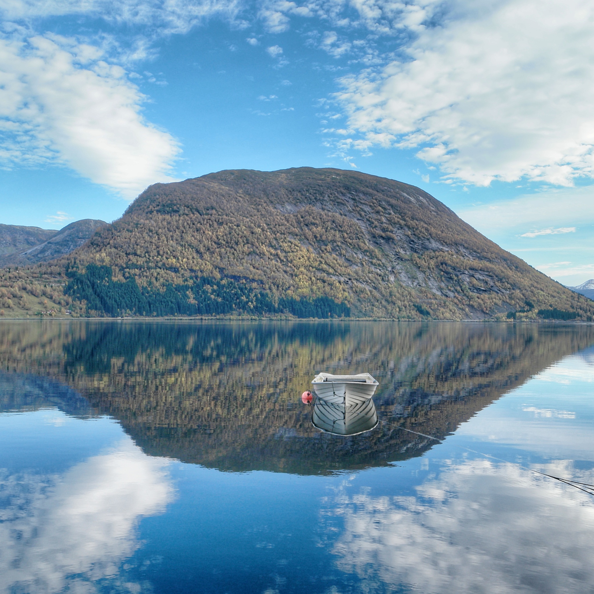 写篇500字有趣的人生一半是山川湖海。的旅游短视频治愈文案
