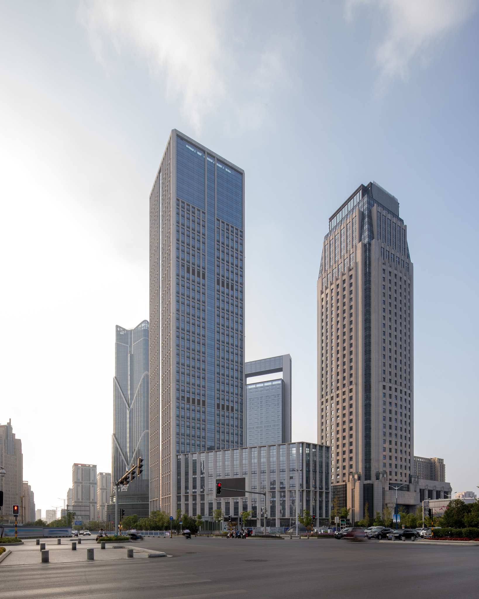 南昌房价一览：各区县房价最新数据 - 2023年