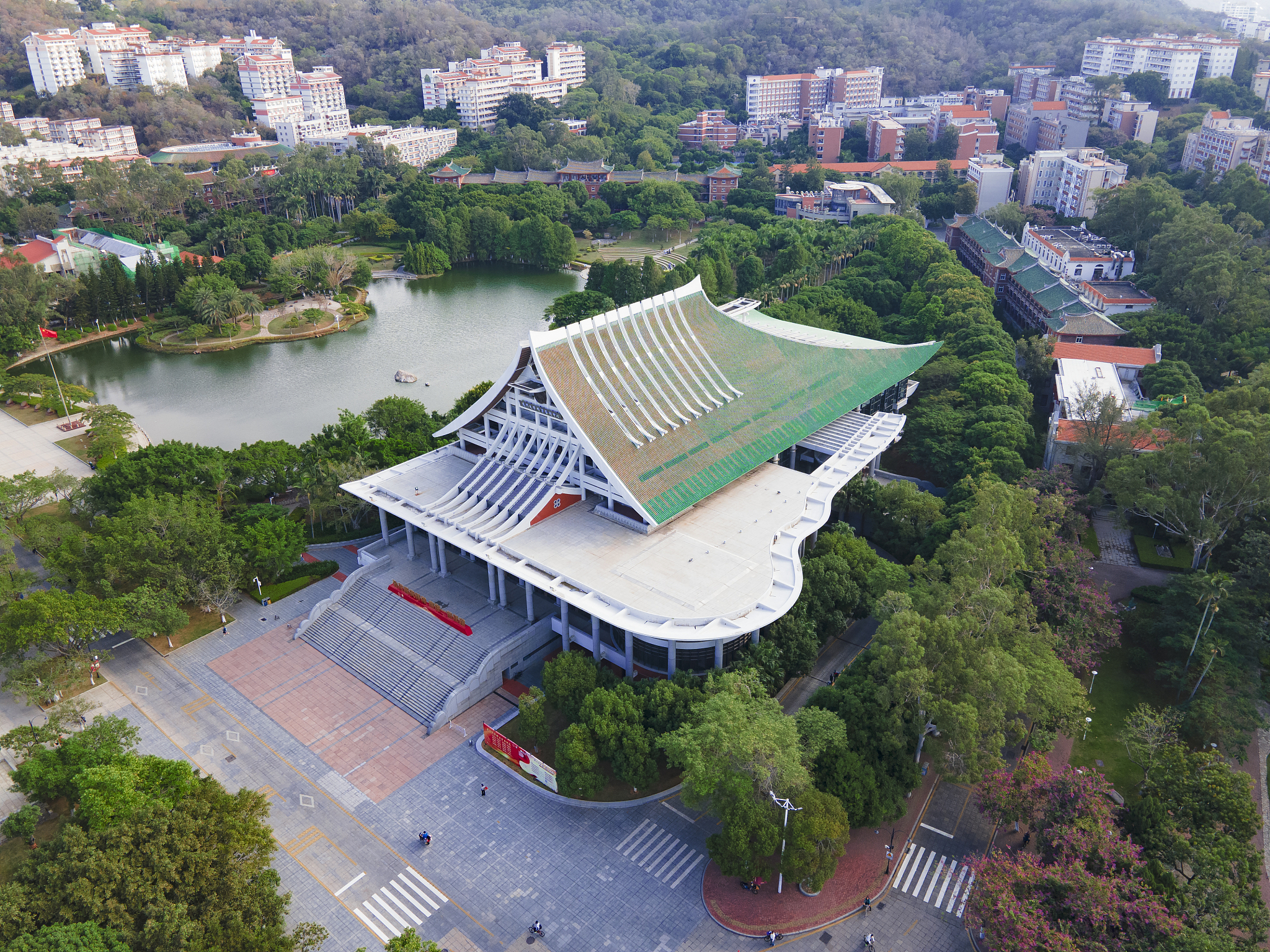 厦门大学医学院怎么样？好不好就业呢？