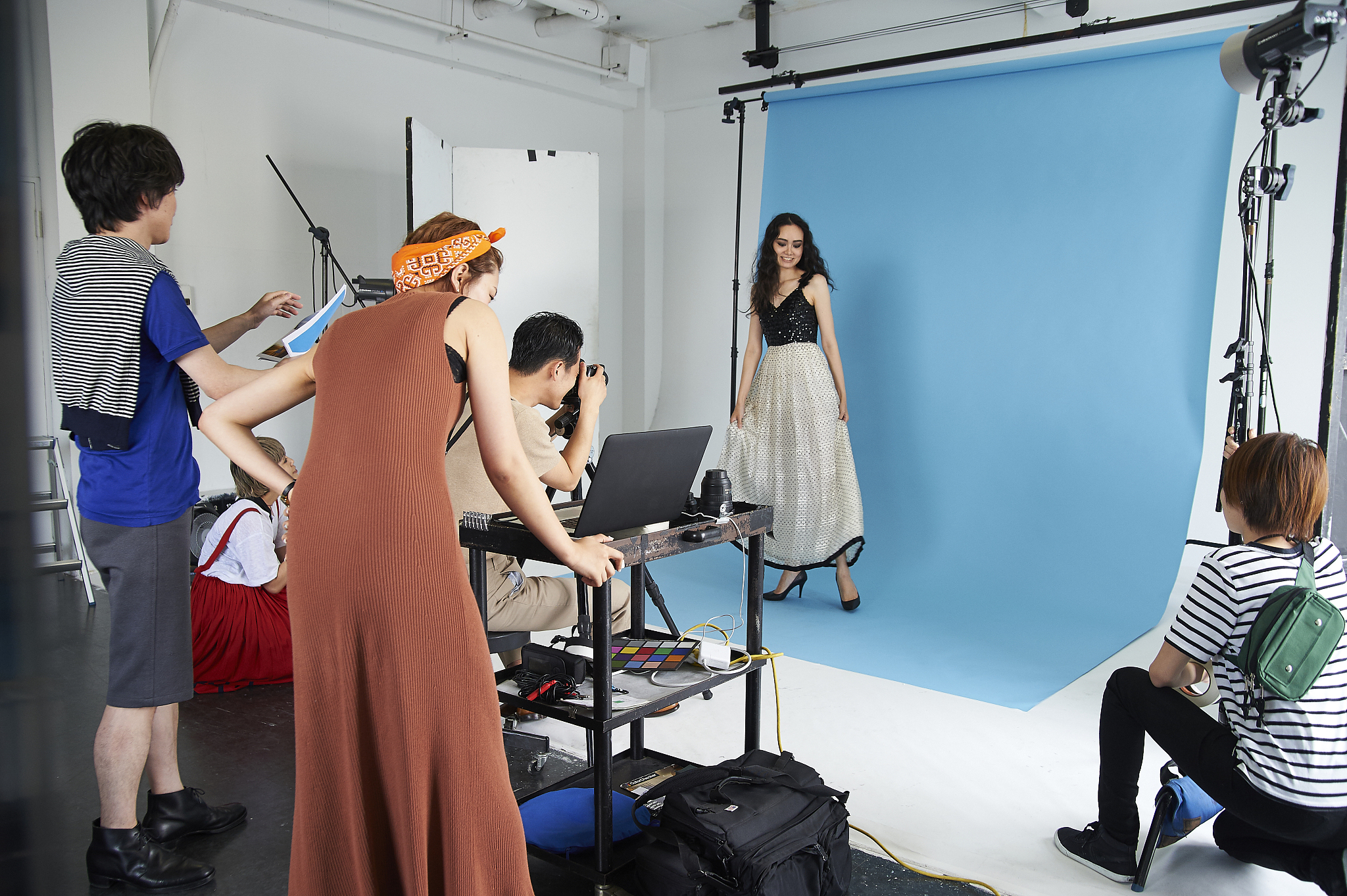 你好写一篇关于一个名字叫爱摄影工作室的简介