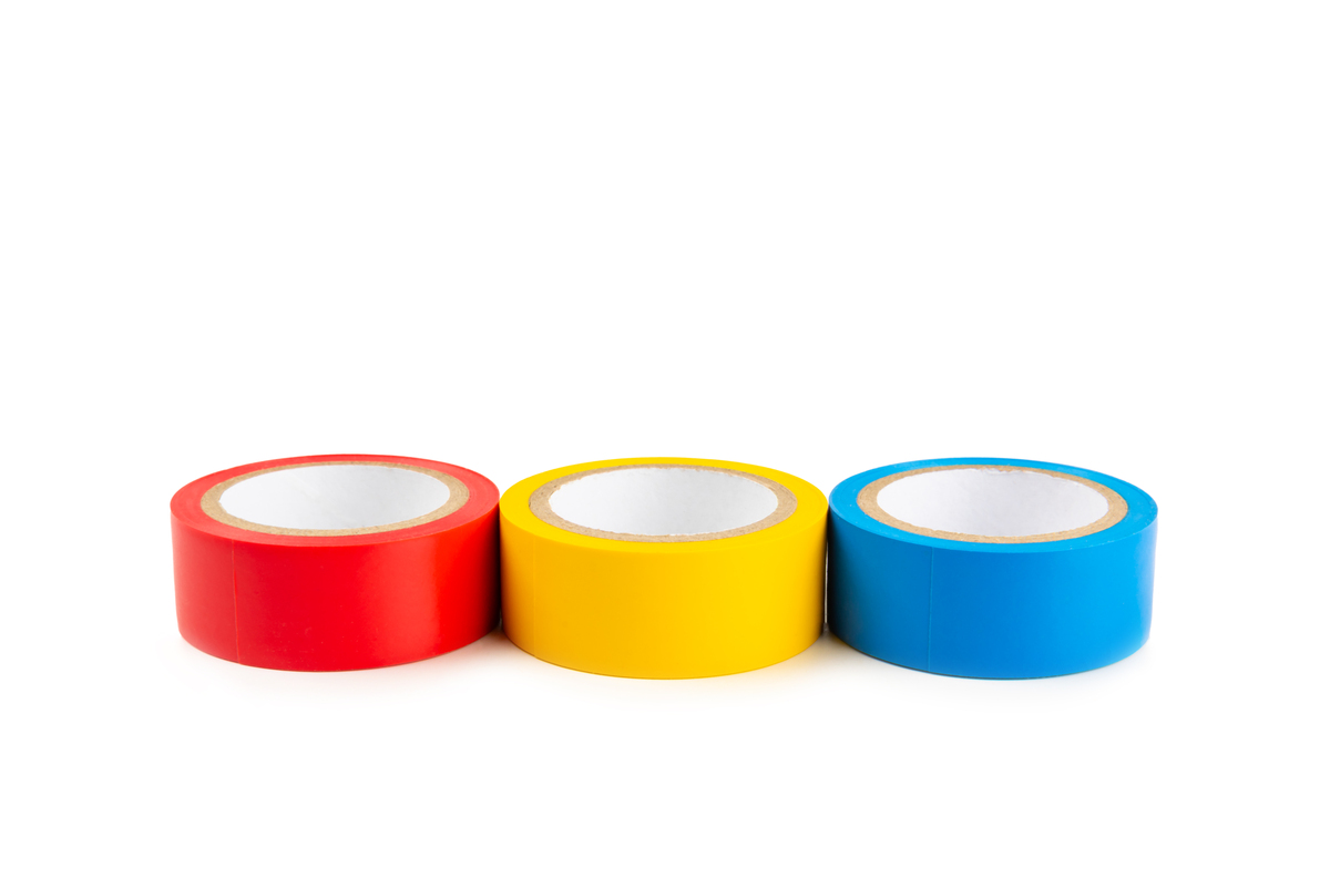 Write 5 bullet points between 250-350 characters for an Amazon listing sellingice hockey stick tapeBullet Point FormatProduct BenefitDescriptionIncluding the following keywordsHockey Tape;Blade & Hand