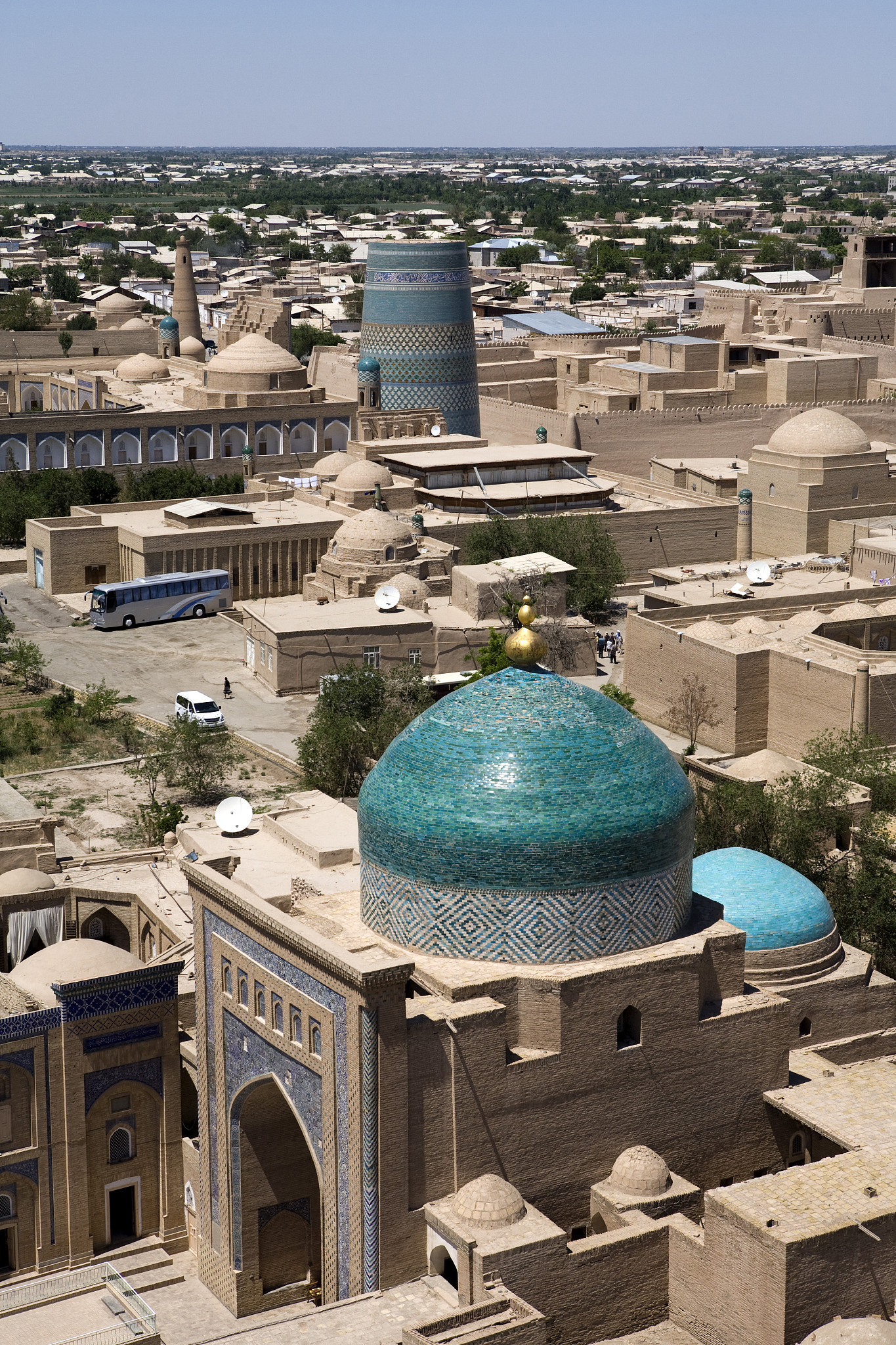 khiva, a city overview