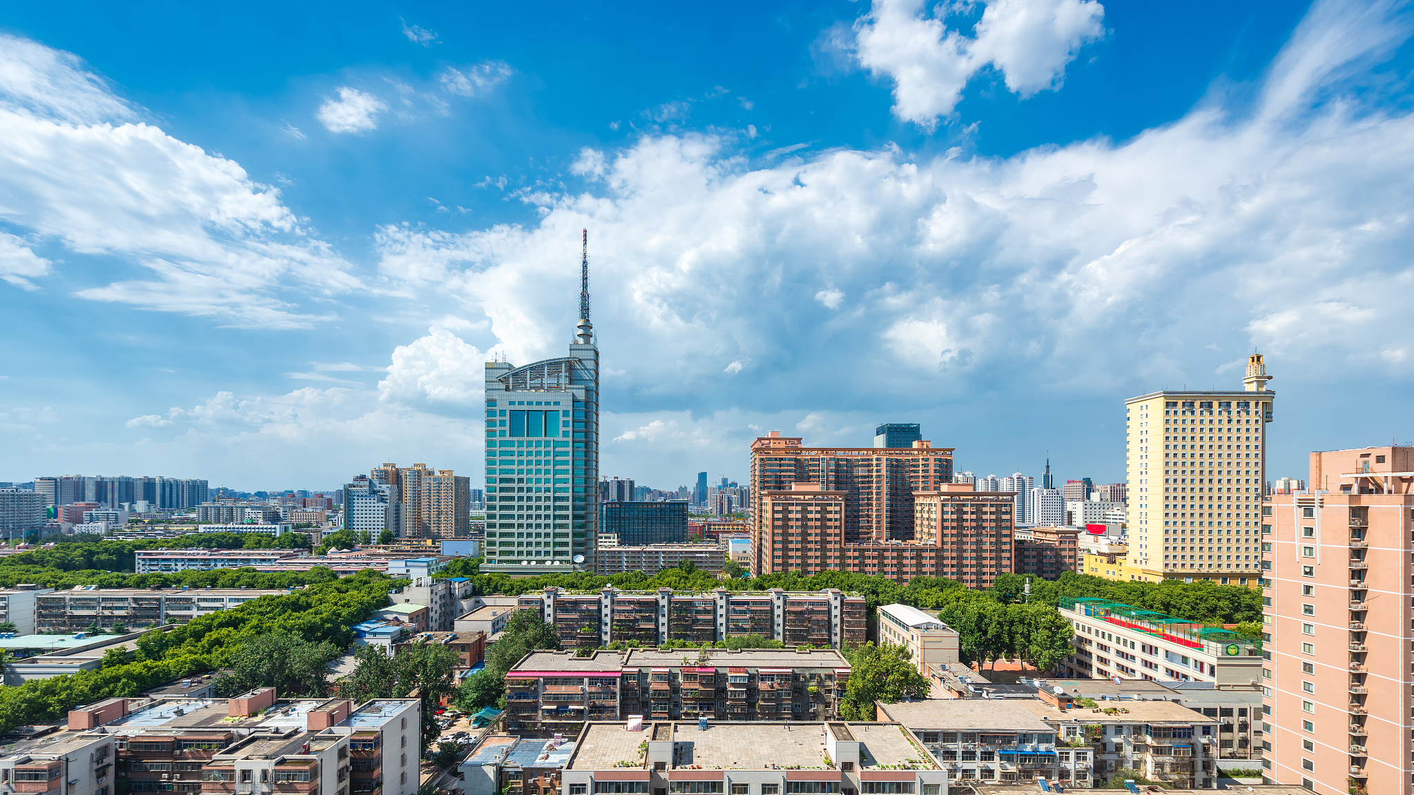 亚洲中国河南省郑州市城市风光