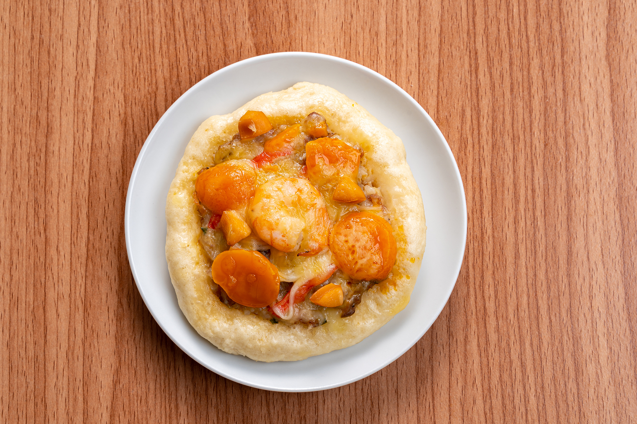 pizza cheese with shrimp, pork, imitation crab stick and salted 