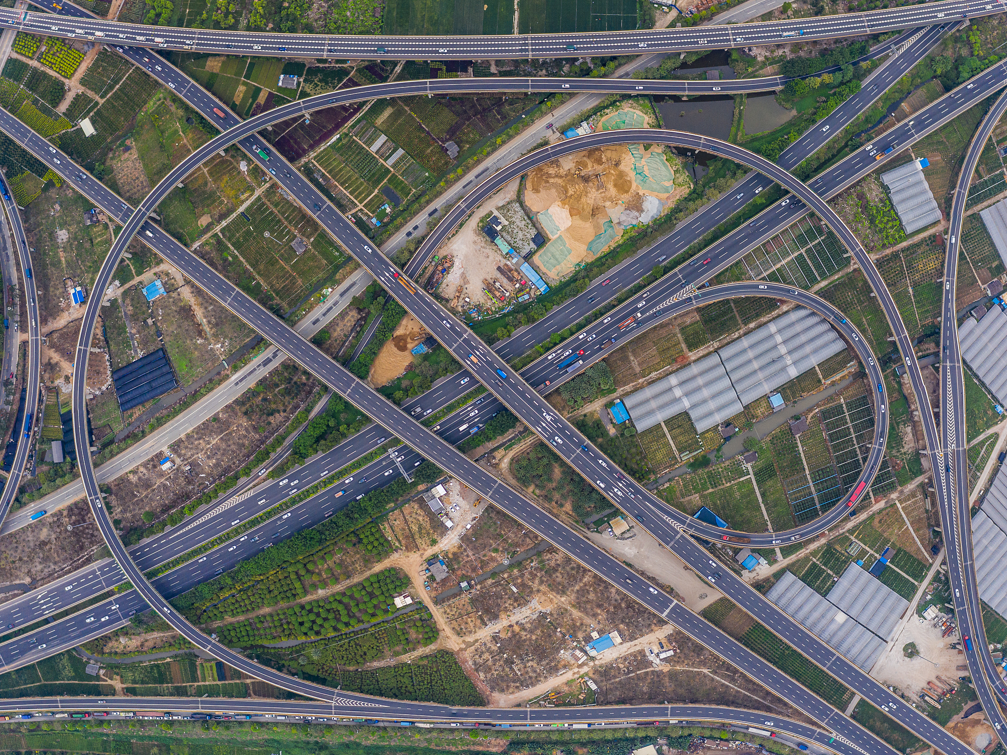 环城北路、沿新大道、翠湖四路、西湖大道: 城市重要区域位置介绍