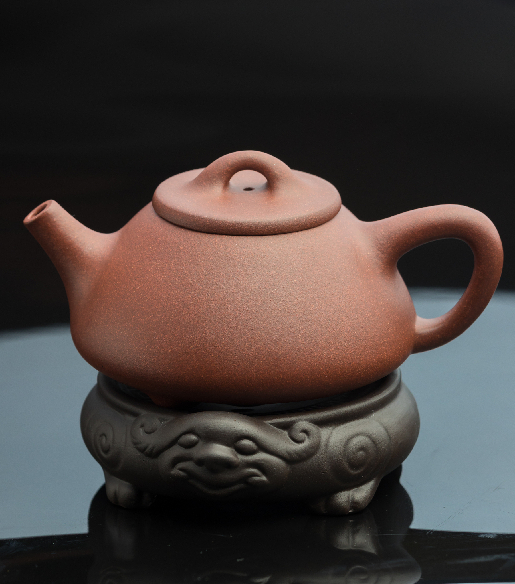 民国三凤三号直形壶现存量多？ 解读收藏价值与市场现状