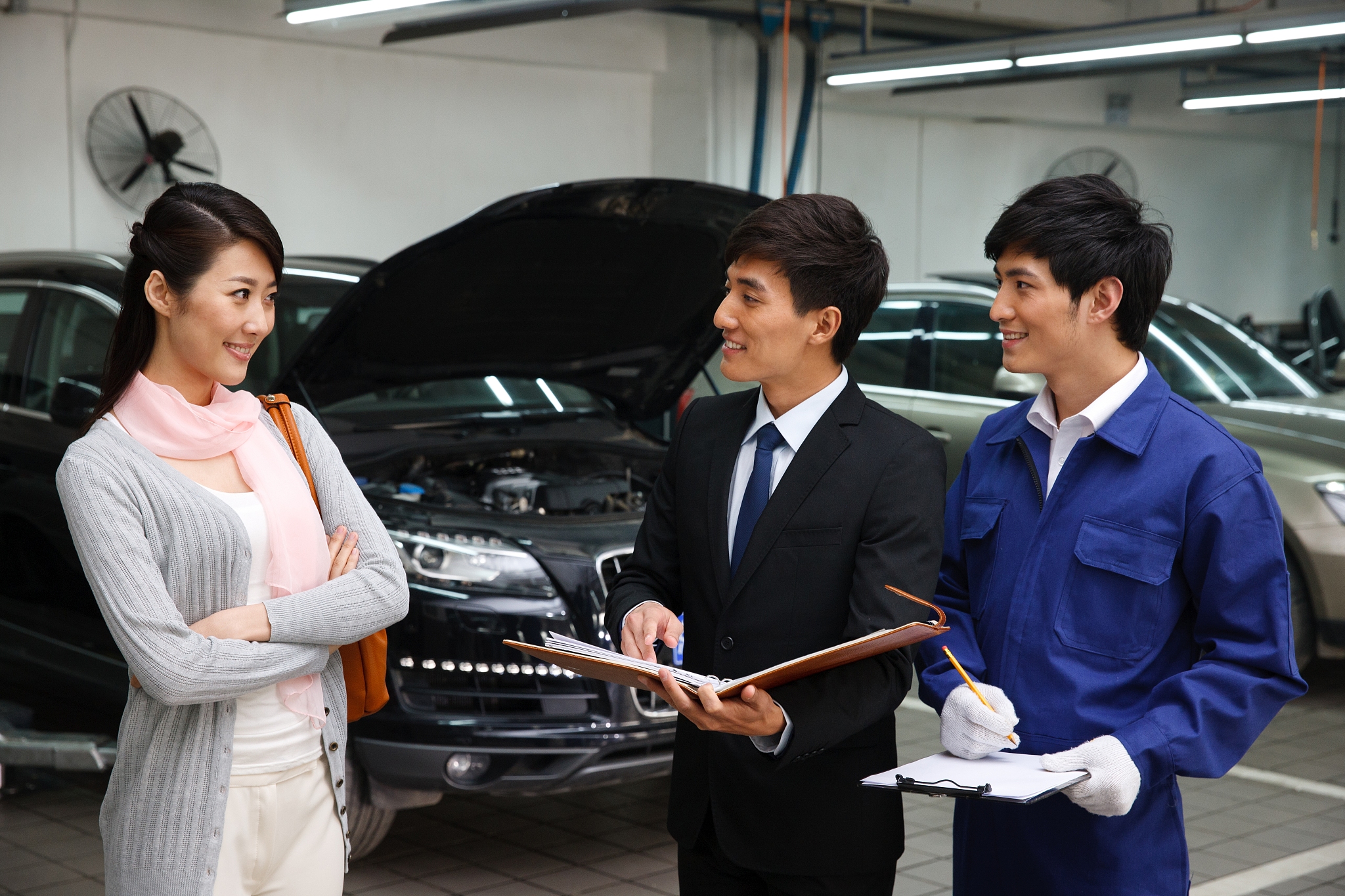 汽车商务运营师：汽车行业全方位服务专家