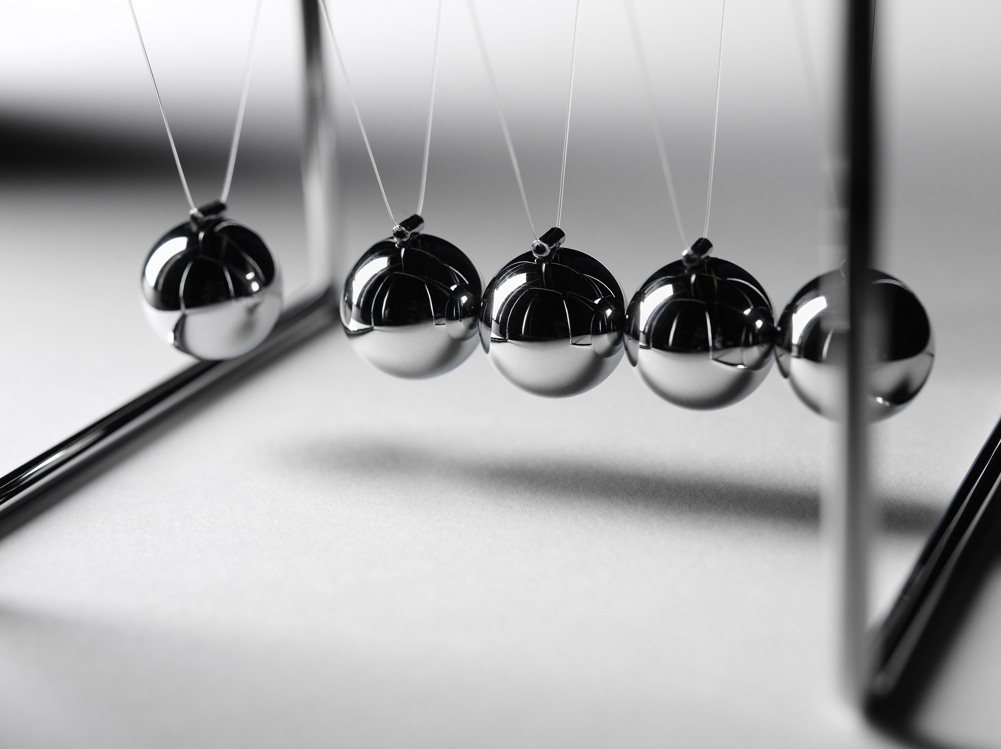 牛顿被苹果砸死会影响物理学吗？