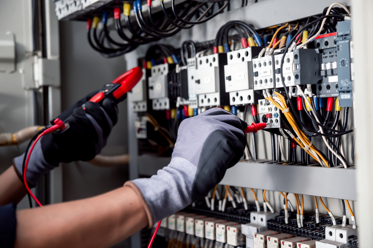 电气设备运行与控制主要是学什么的？