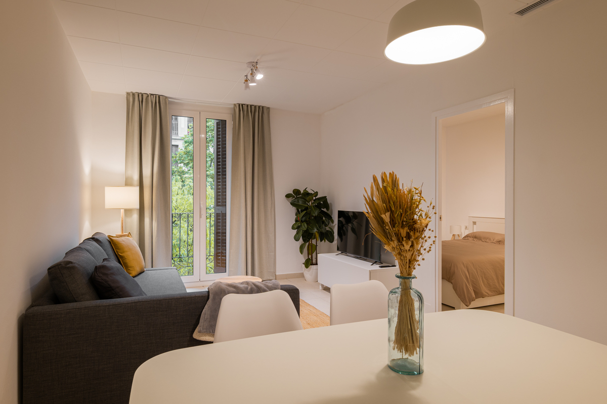 打造温馨舒适的家居环境：从家具、装饰、照明到氛围