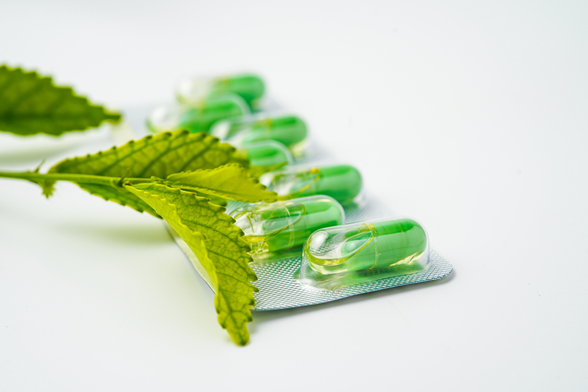 吃薄荷味的口香糖拉稀