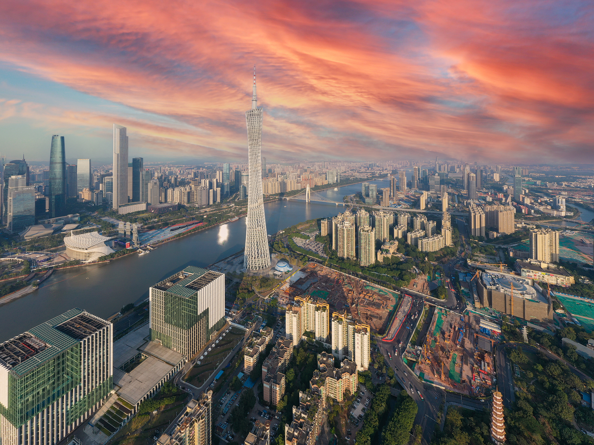 珠江新城：广州市中心的新兴城区