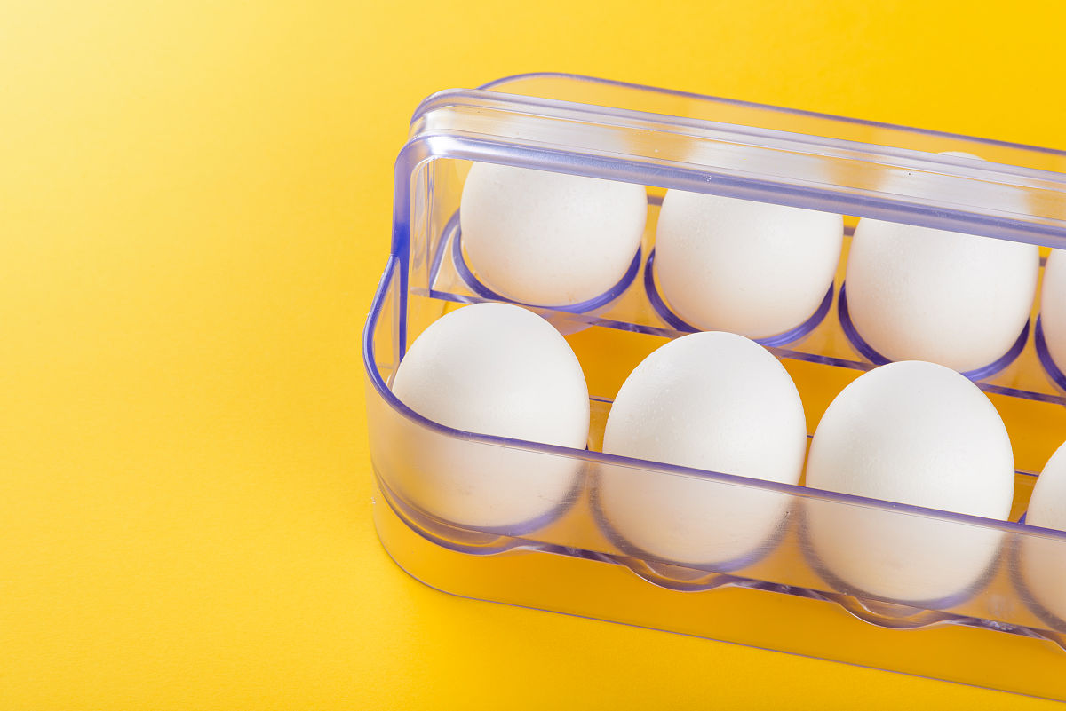 咸鸭蛋保存方法大全：冷藏、保鲜膜、食盐，让你轻松延长美味！