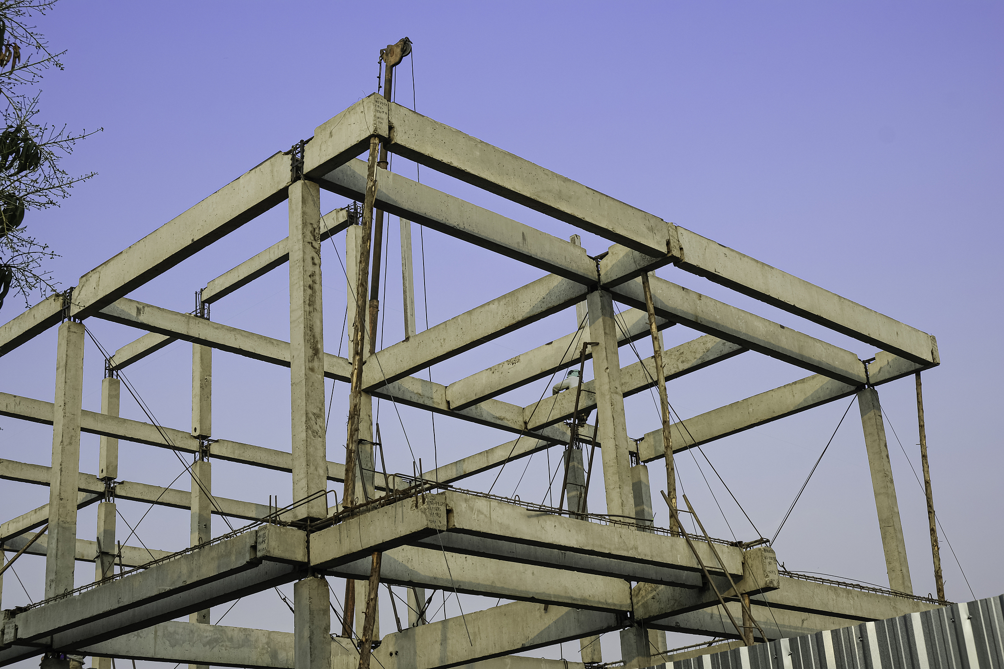 青海建筑职业技术学院五年制大专收往届生吗